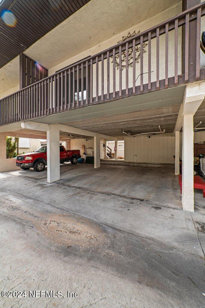 121 13TH Avenue S, B