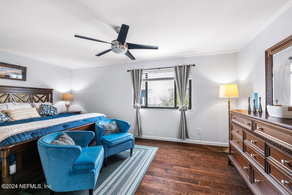 121 13TH Avenue S, B