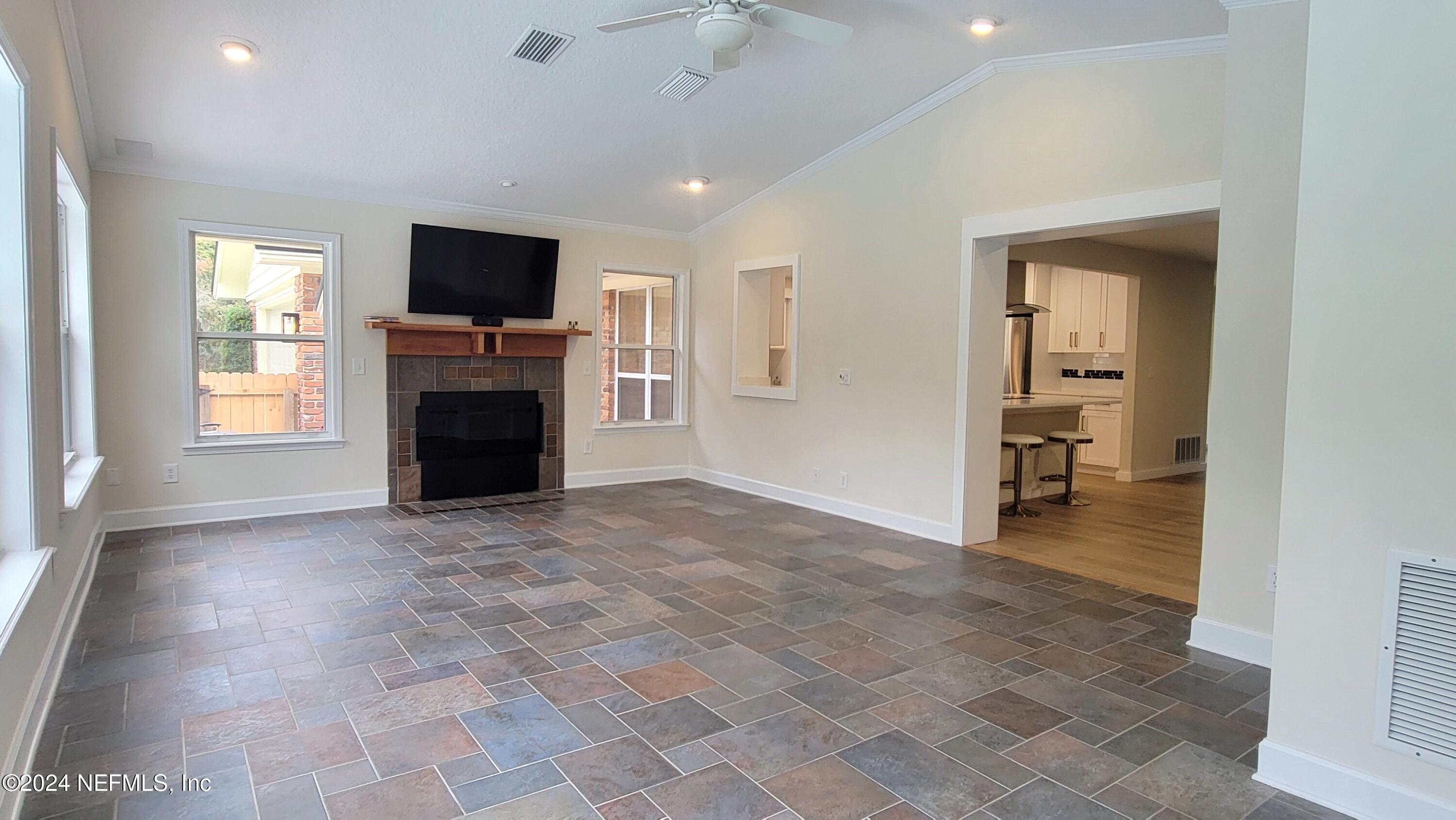 3656 COLONY COVE Trail