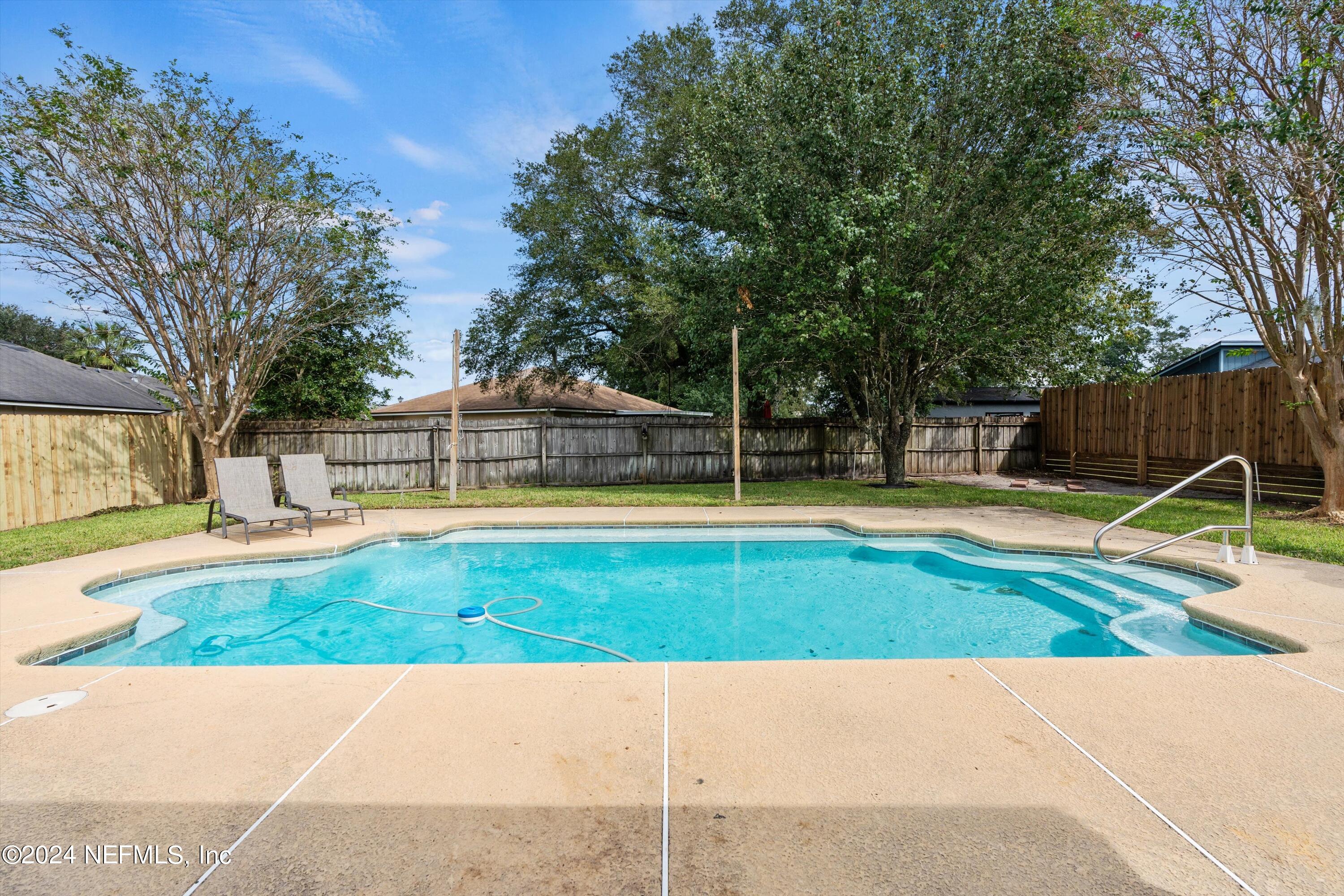 3231 DEUCE Court