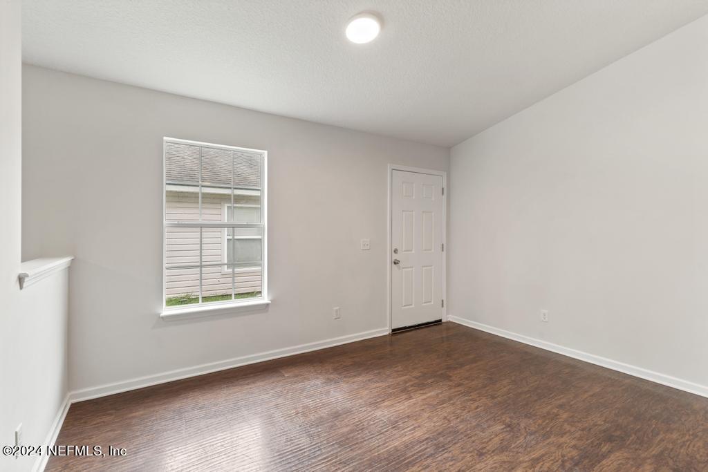 8475 CHERYL ANN Lane