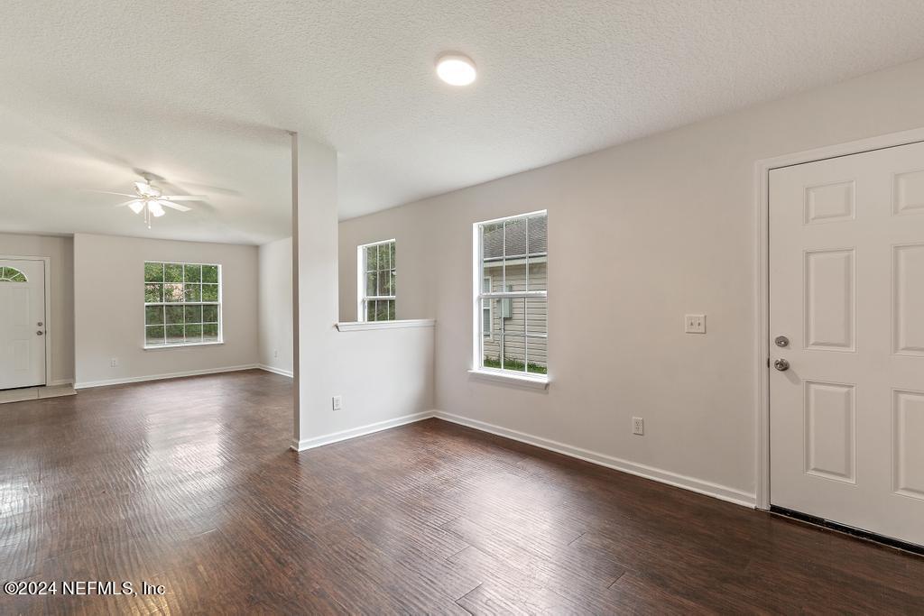 8475 CHERYL ANN Lane