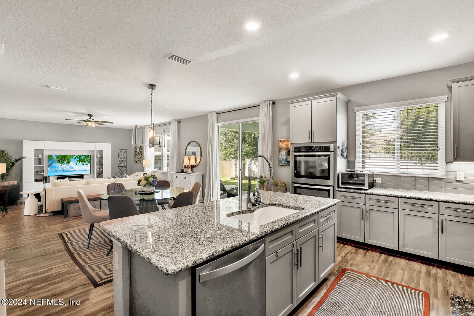 12345 SEA ISLAND Drive