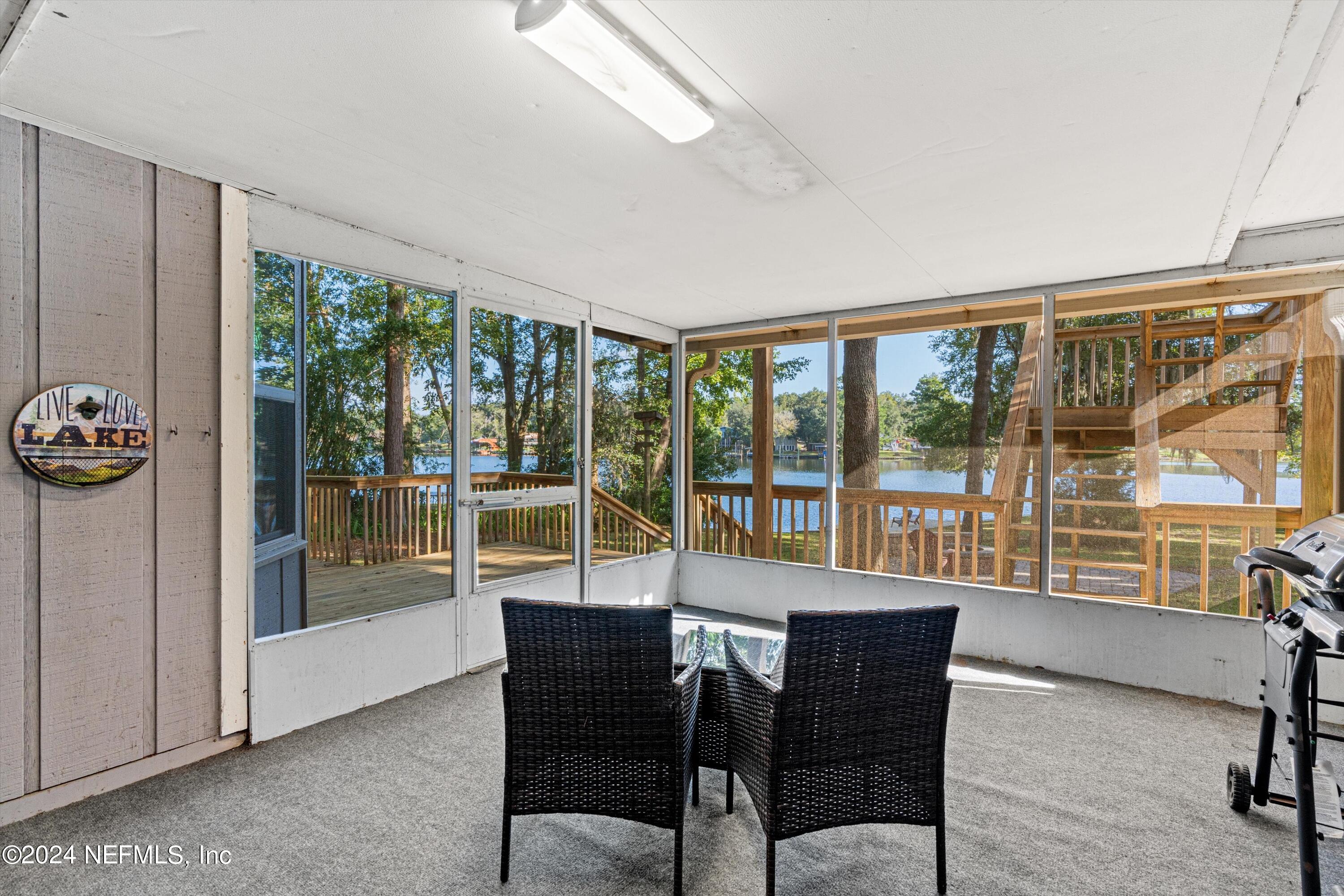 797 ARTHUR MOORE Drive