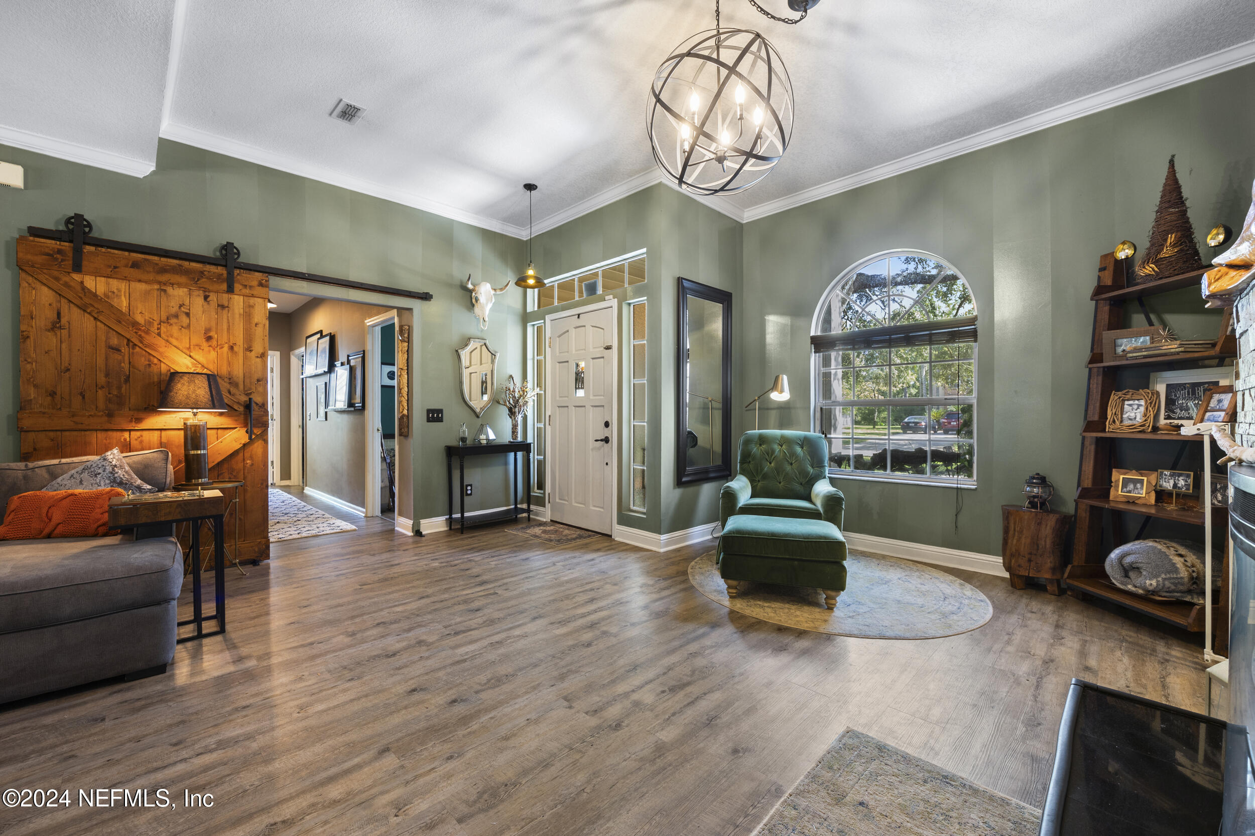 2338 EAGLES NEST Road