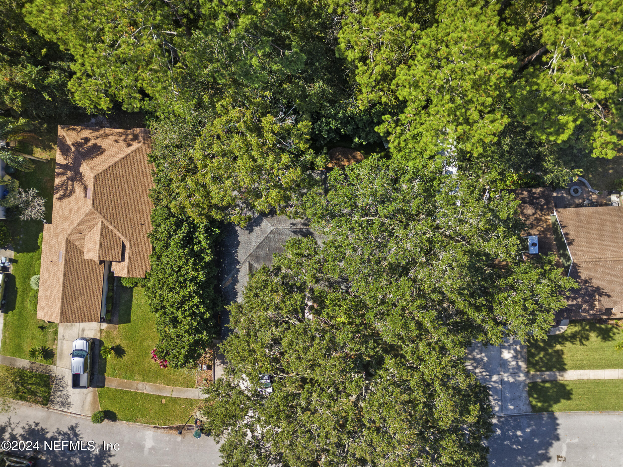 2338 EAGLES NEST Road