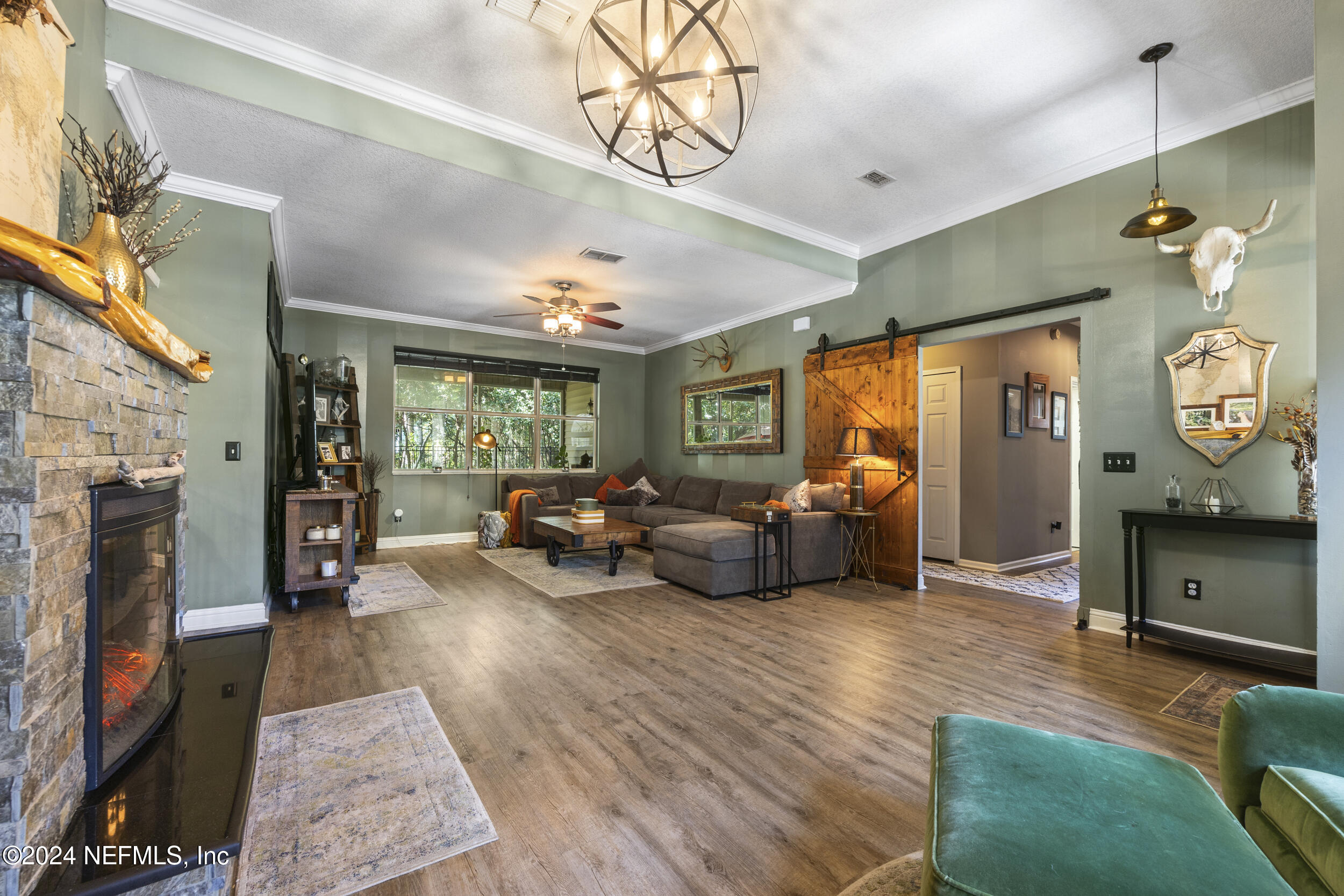 2338 EAGLES NEST Road