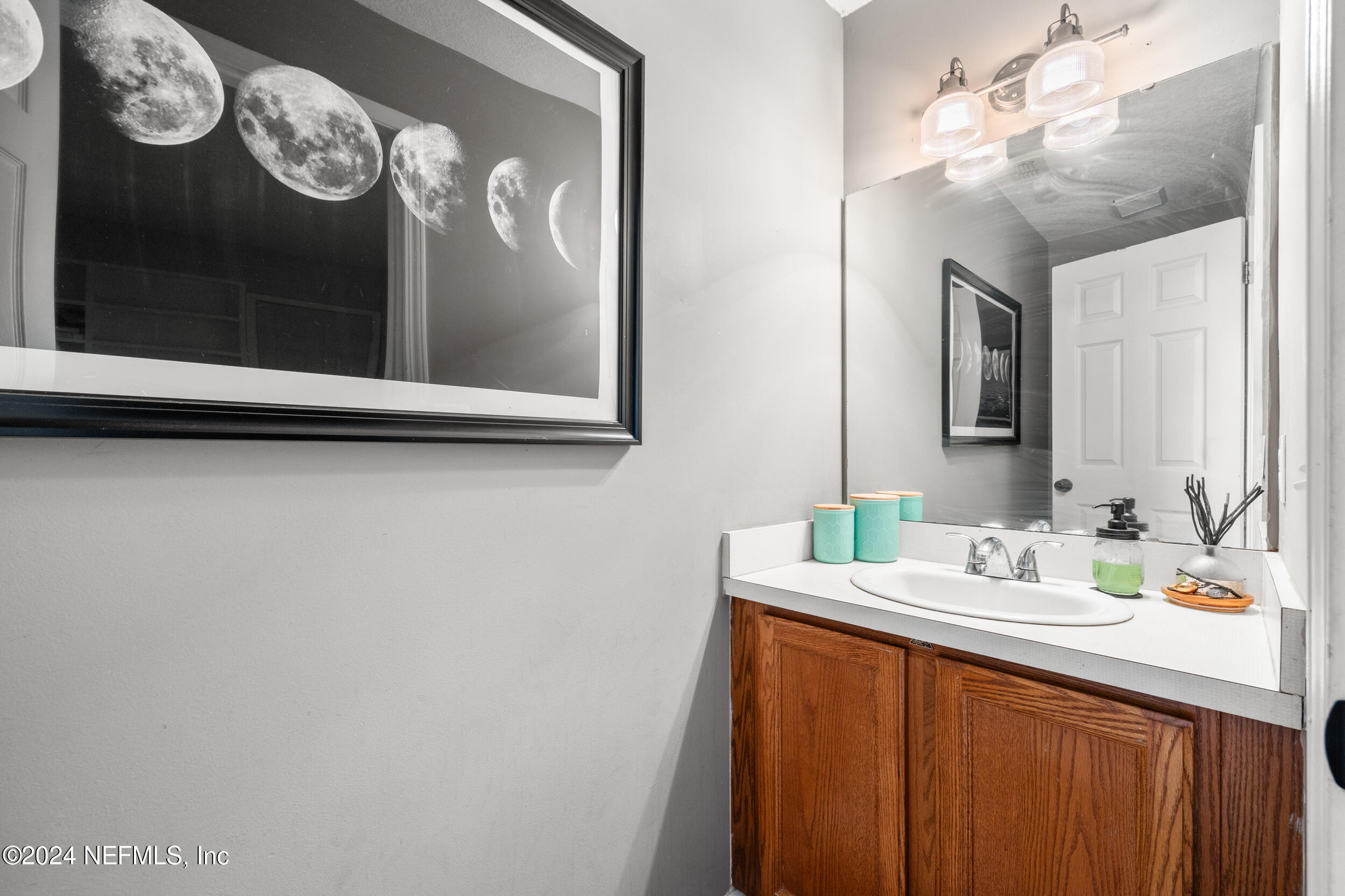 2338 EAGLES NEST Road