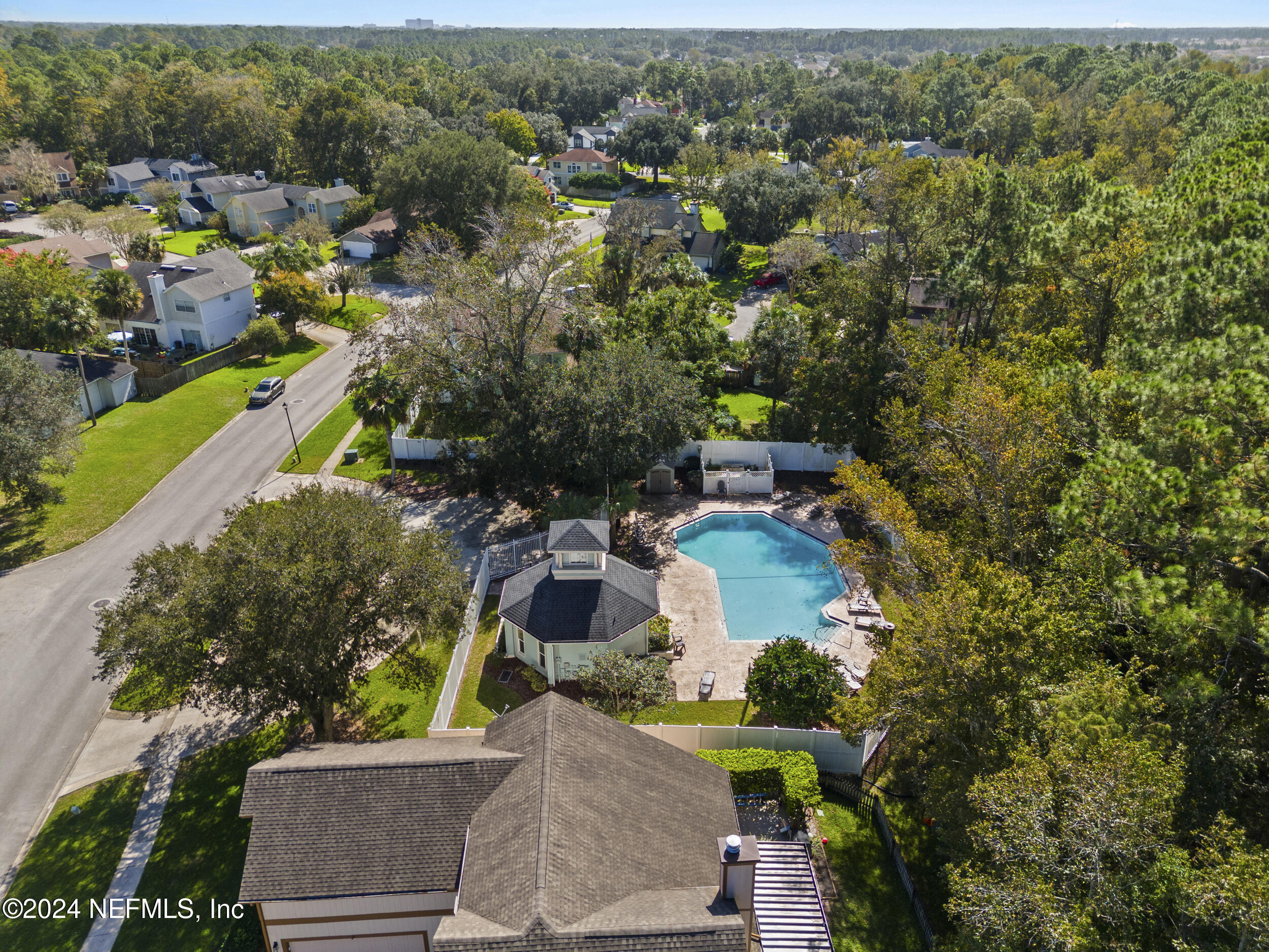 2338 EAGLES NEST Road