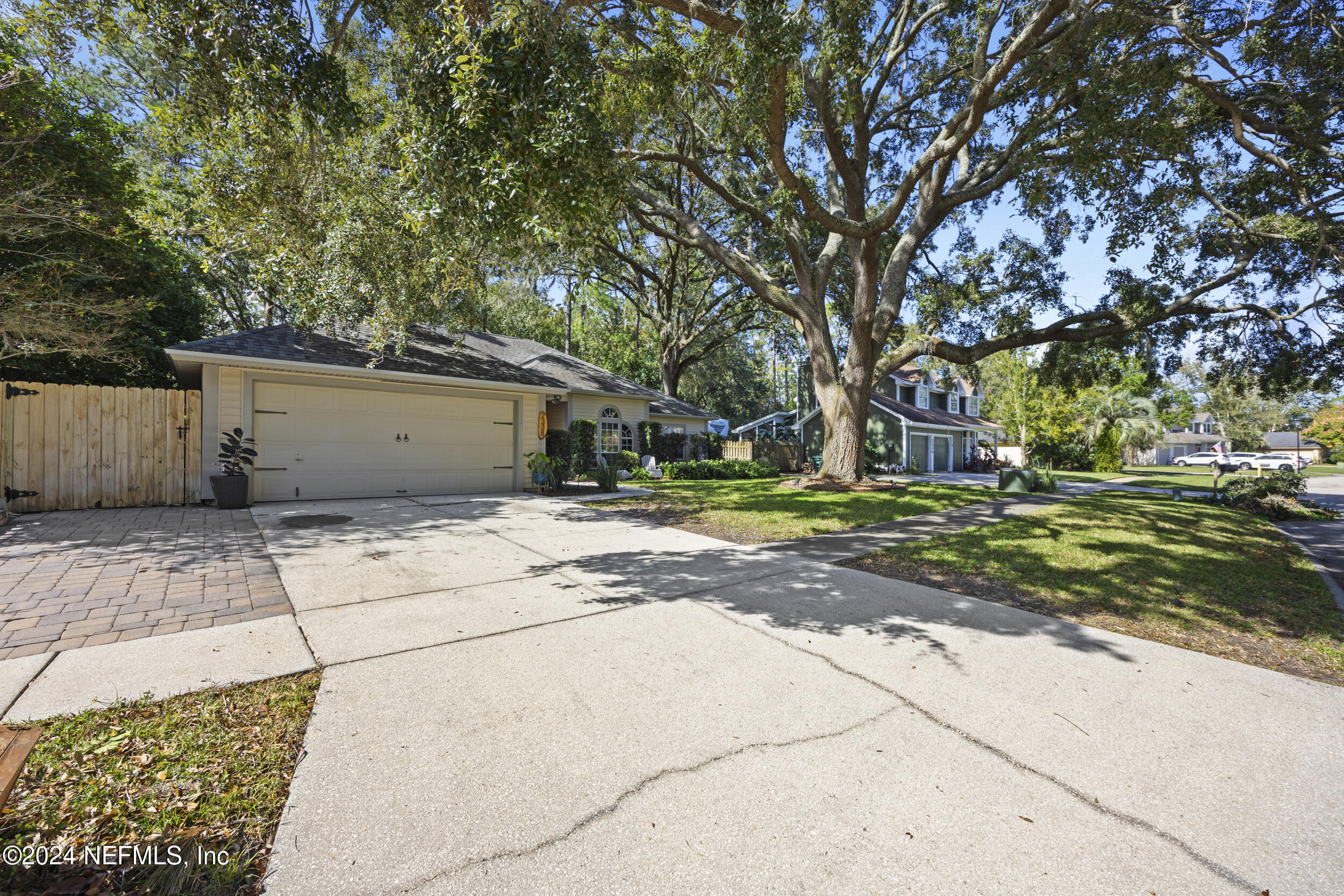 2338 EAGLES NEST Road