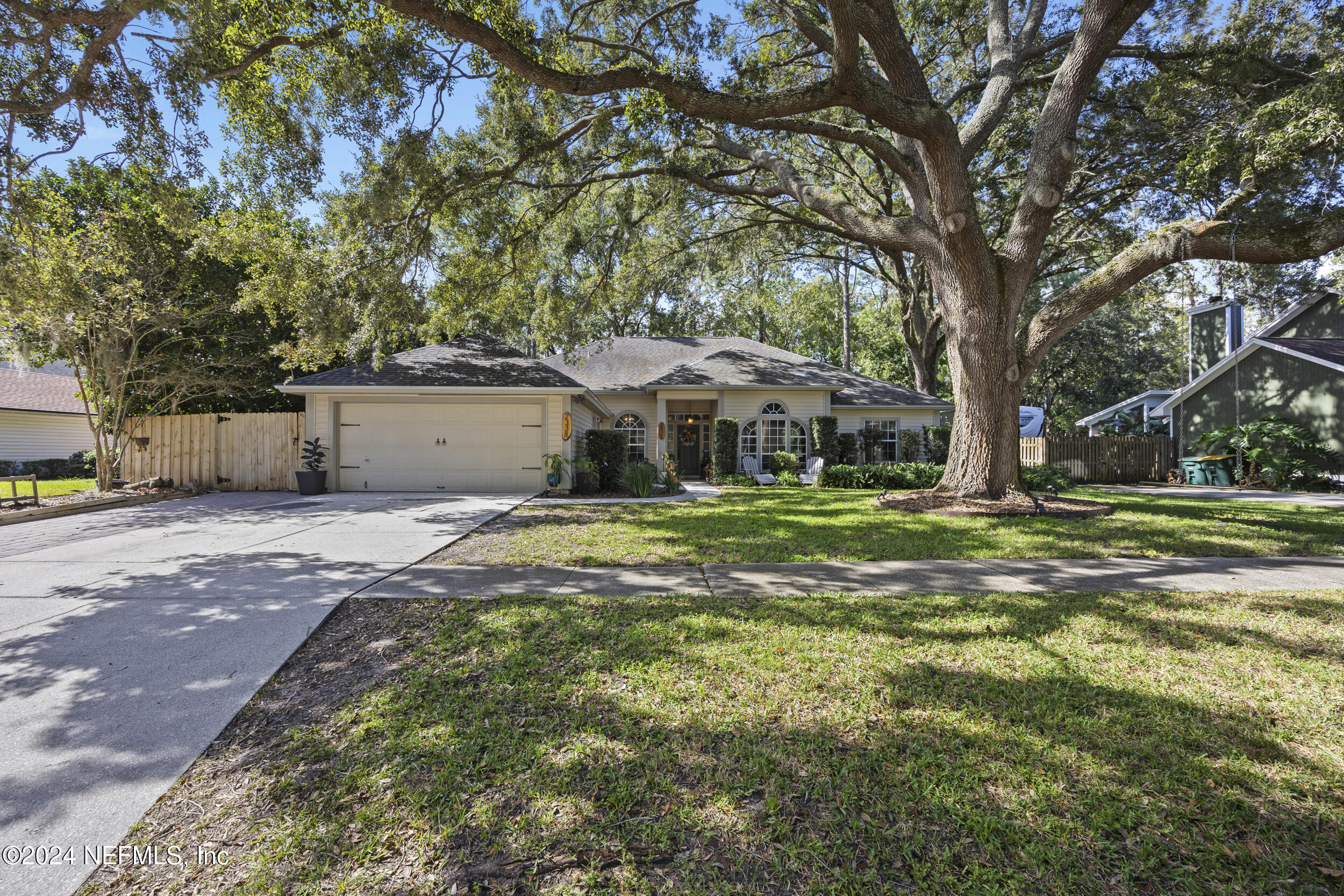 2338 EAGLES NEST Road