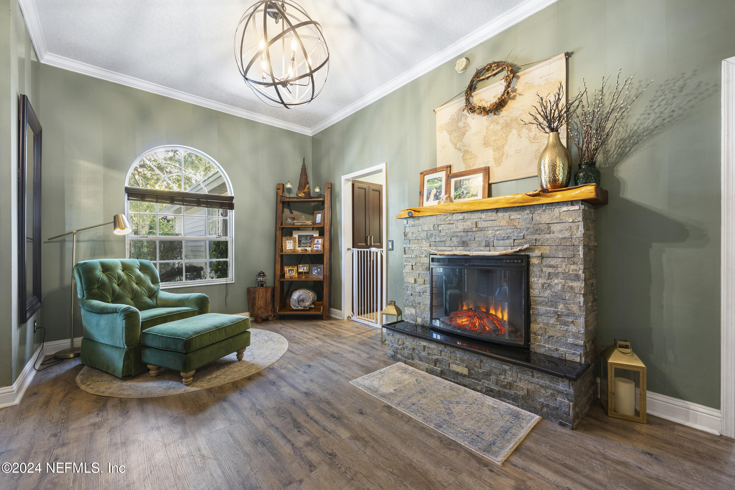 2338 EAGLES NEST Road