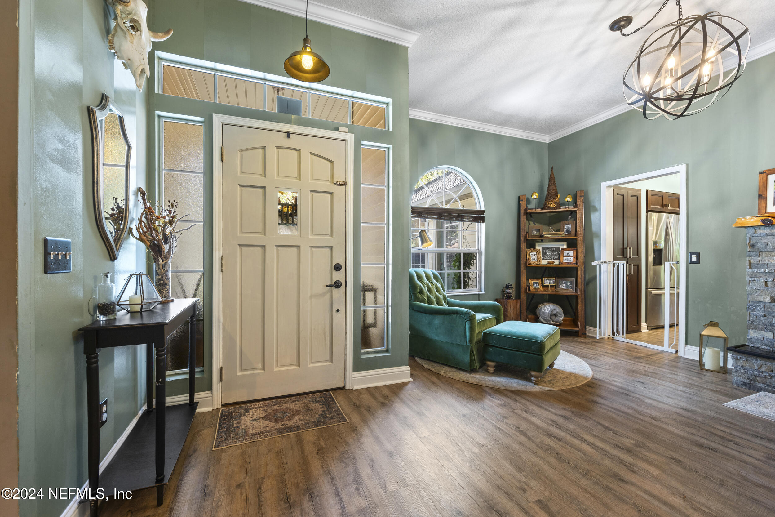 2338 EAGLES NEST Road