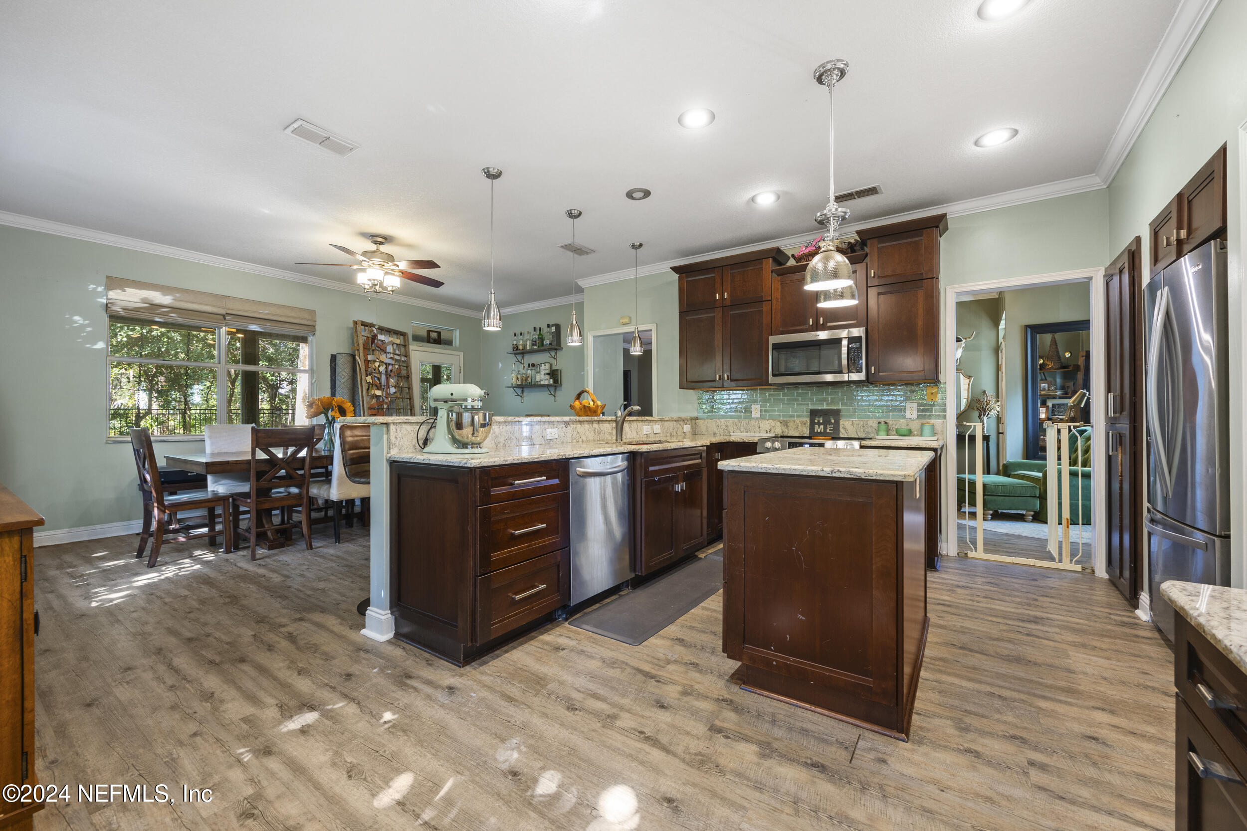 2338 EAGLES NEST Road