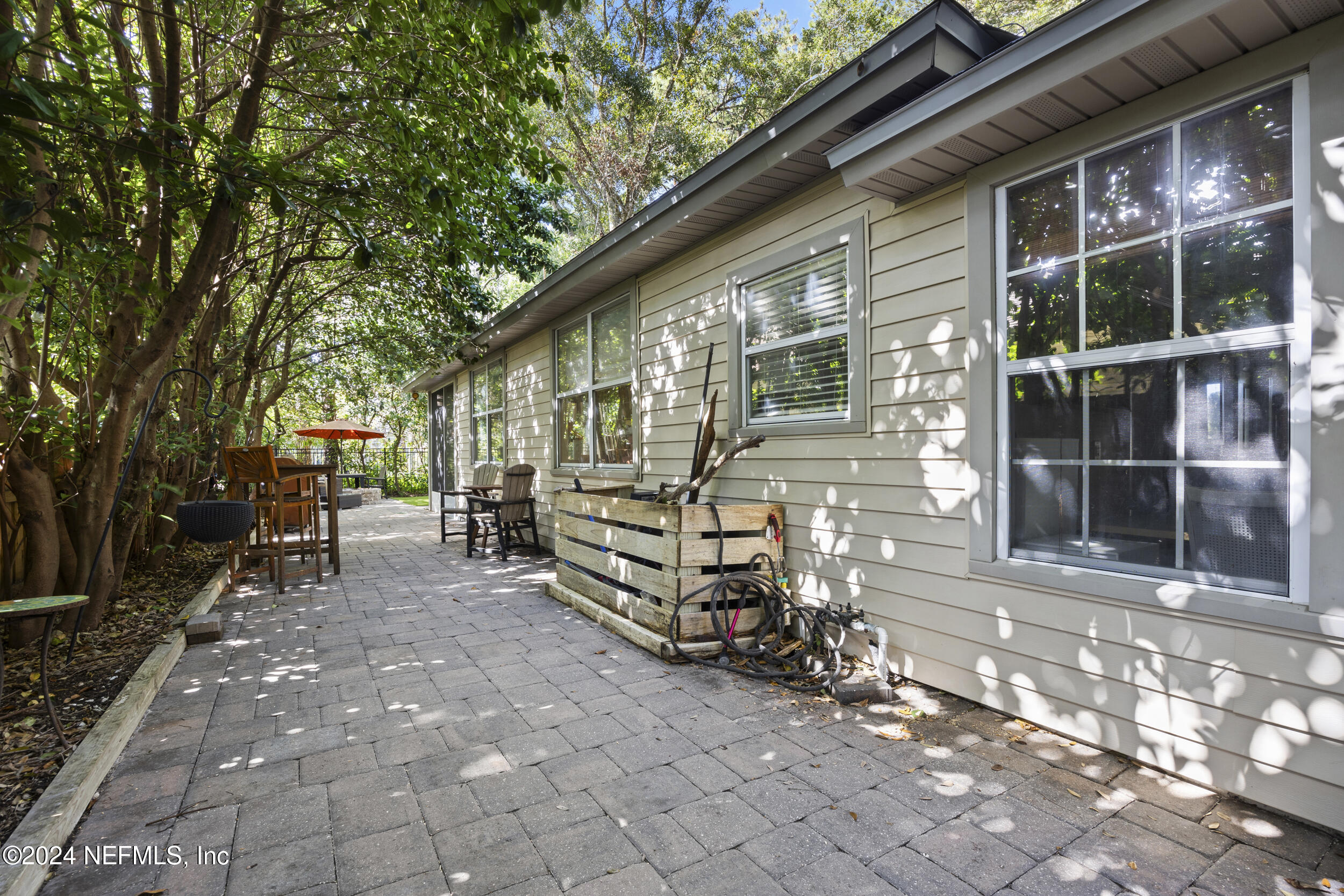 2338 EAGLES NEST Road