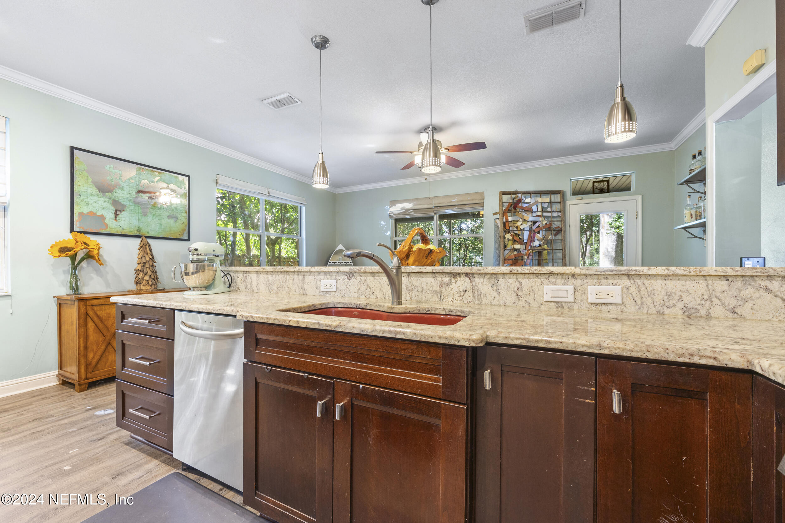 2338 EAGLES NEST Road