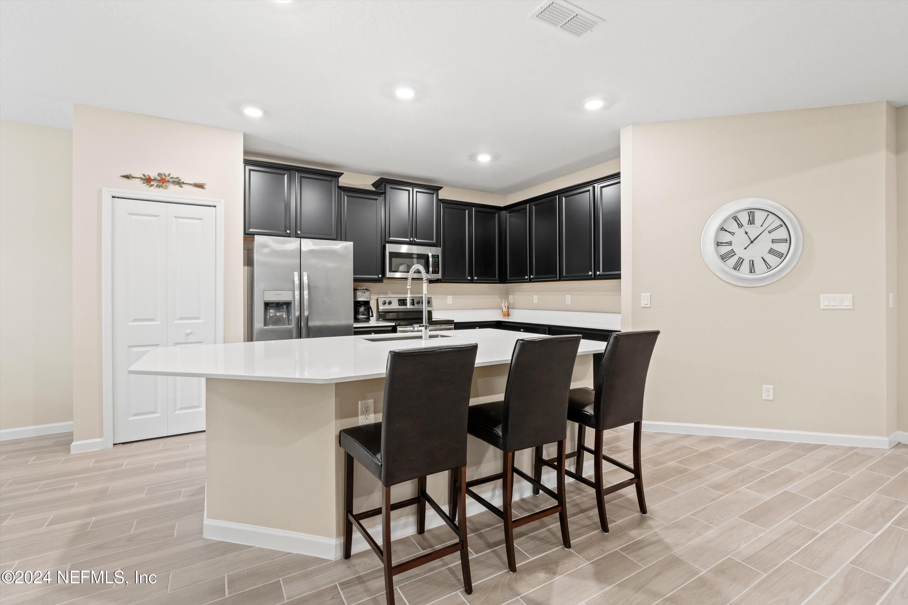 7182 CALAMINT Avenue