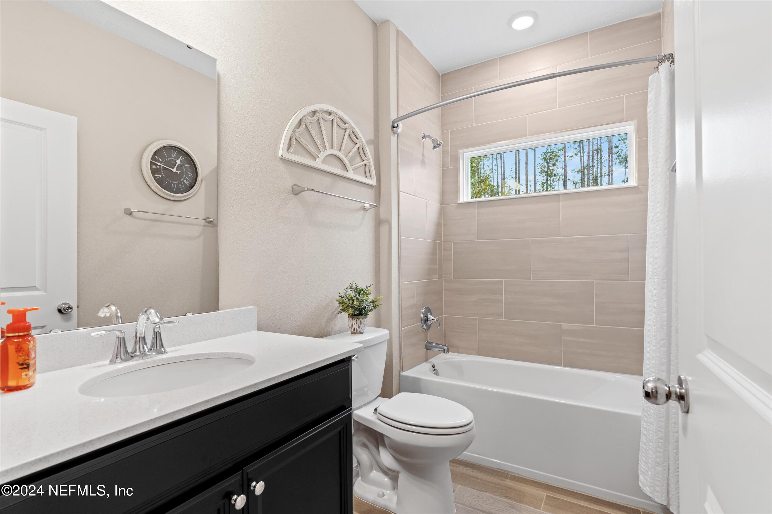 7182 CALAMINT Avenue