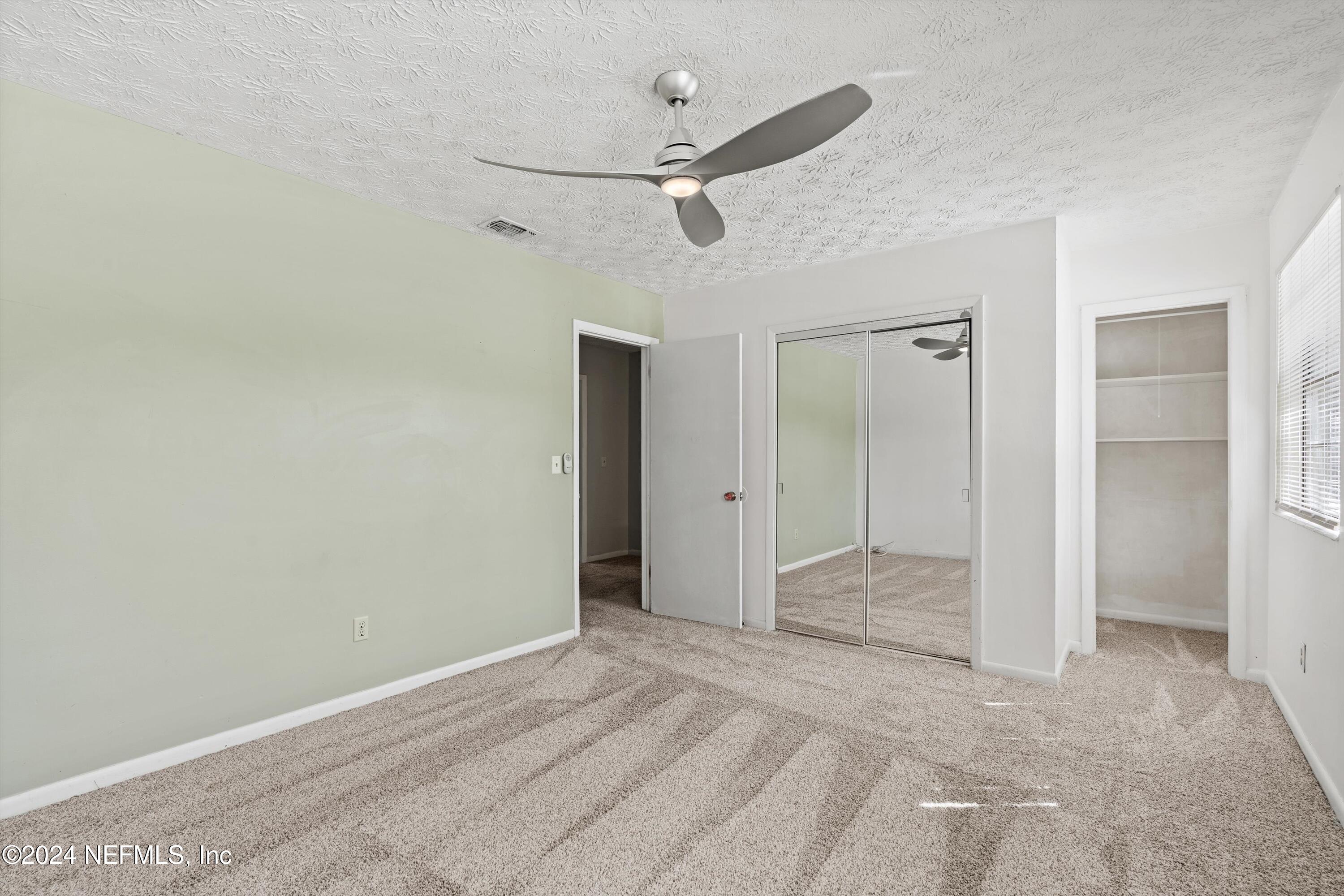 2118 ROSEWOOD Drive