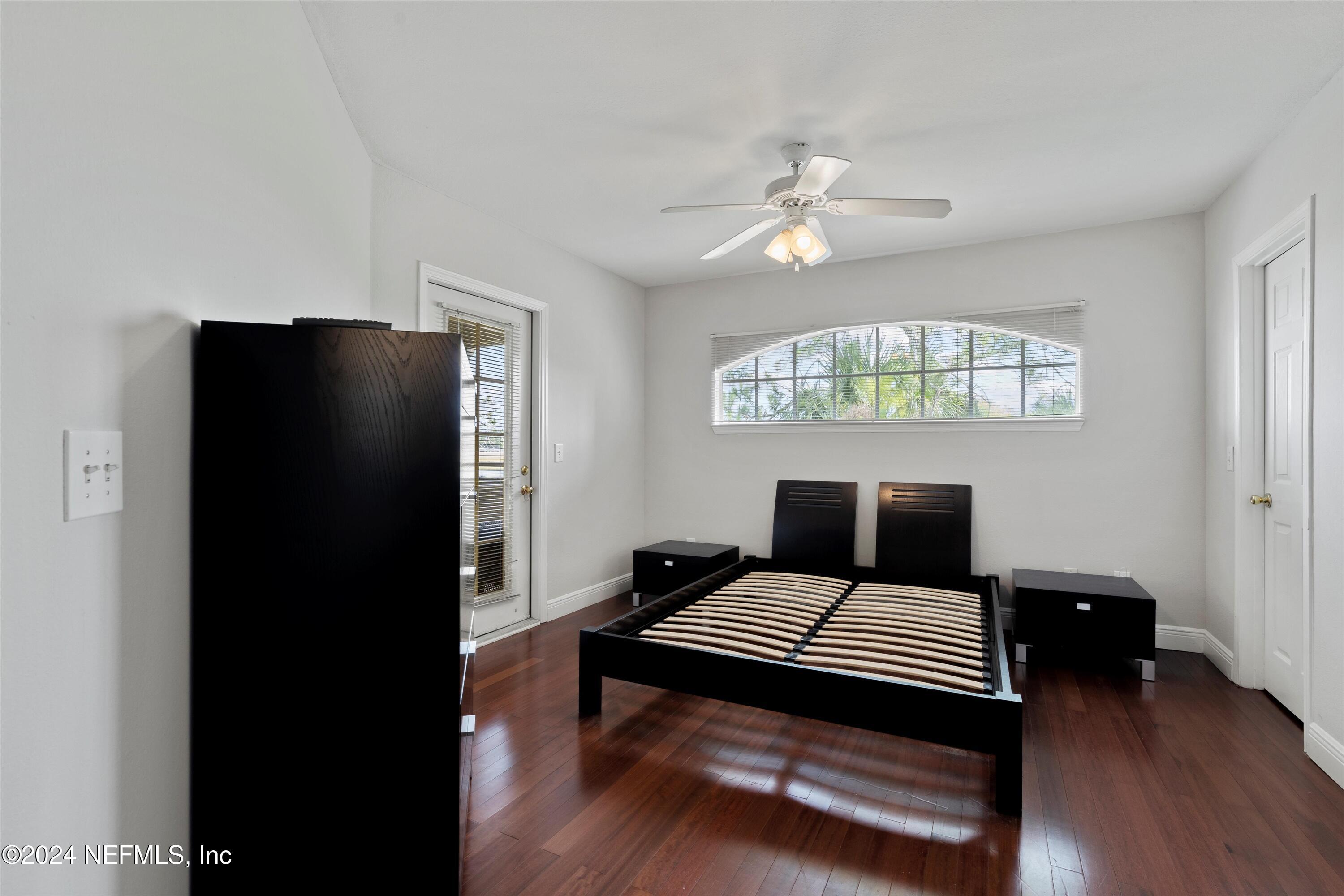 1701 THE GREENS Way, 1921