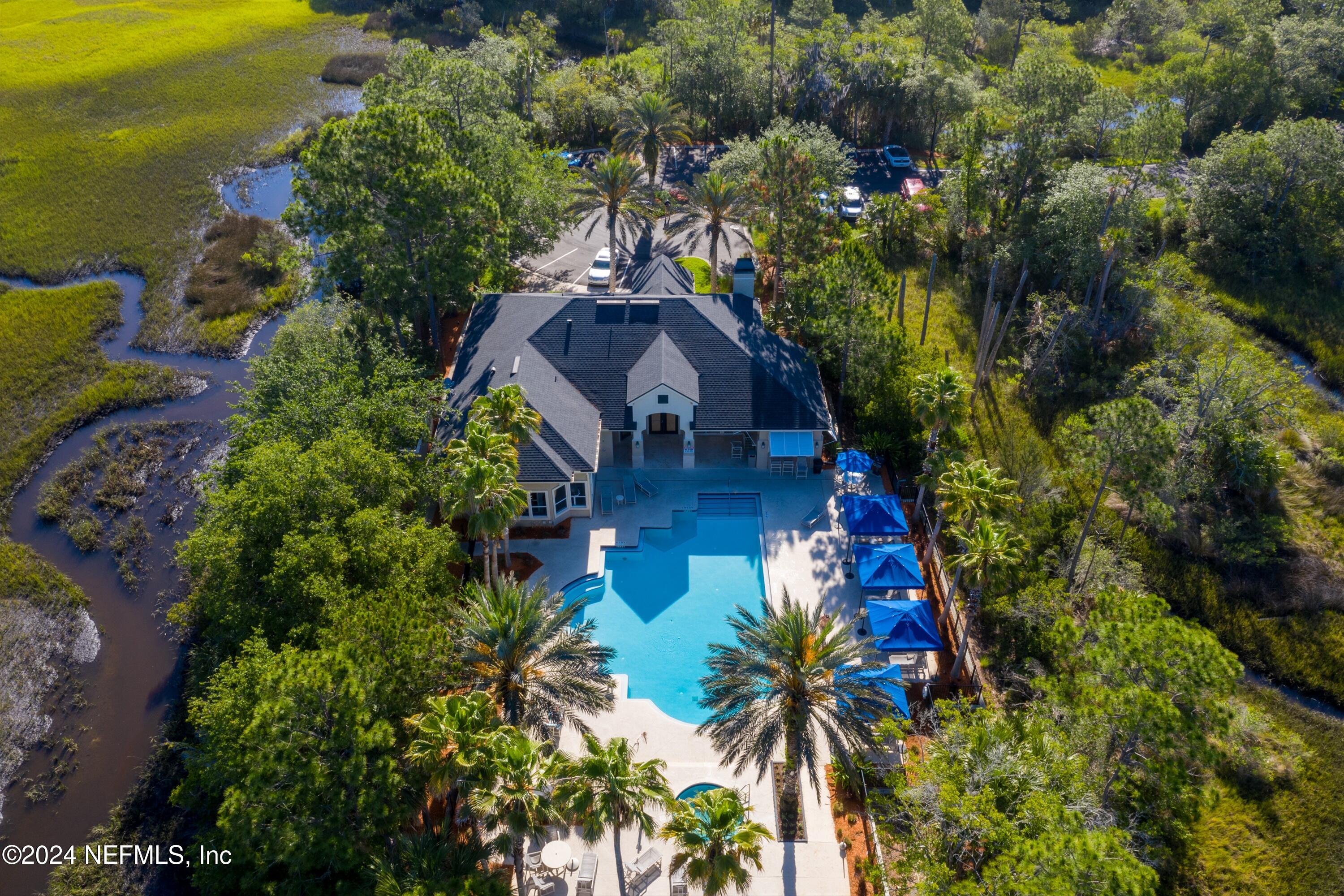 1701 THE GREENS Way, 1921