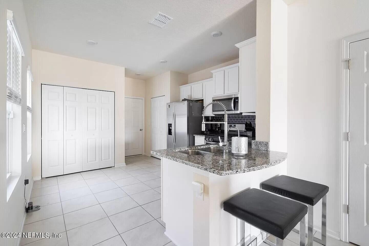 136 COASTLINE Way