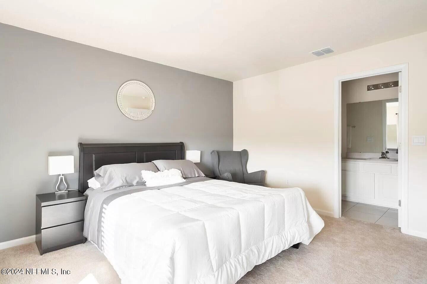 136 COASTLINE Way