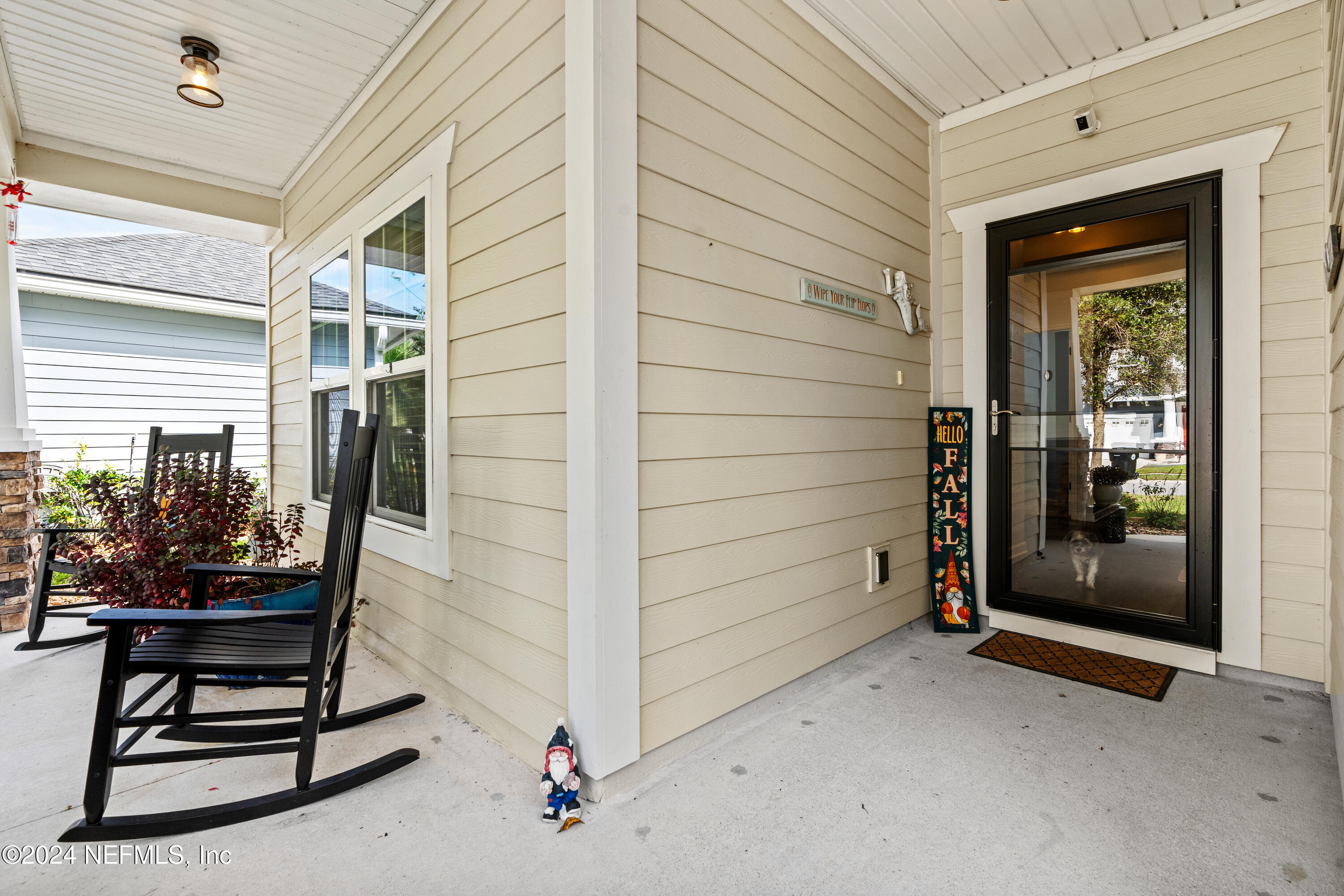 1410 AUTUMN PINES Drive