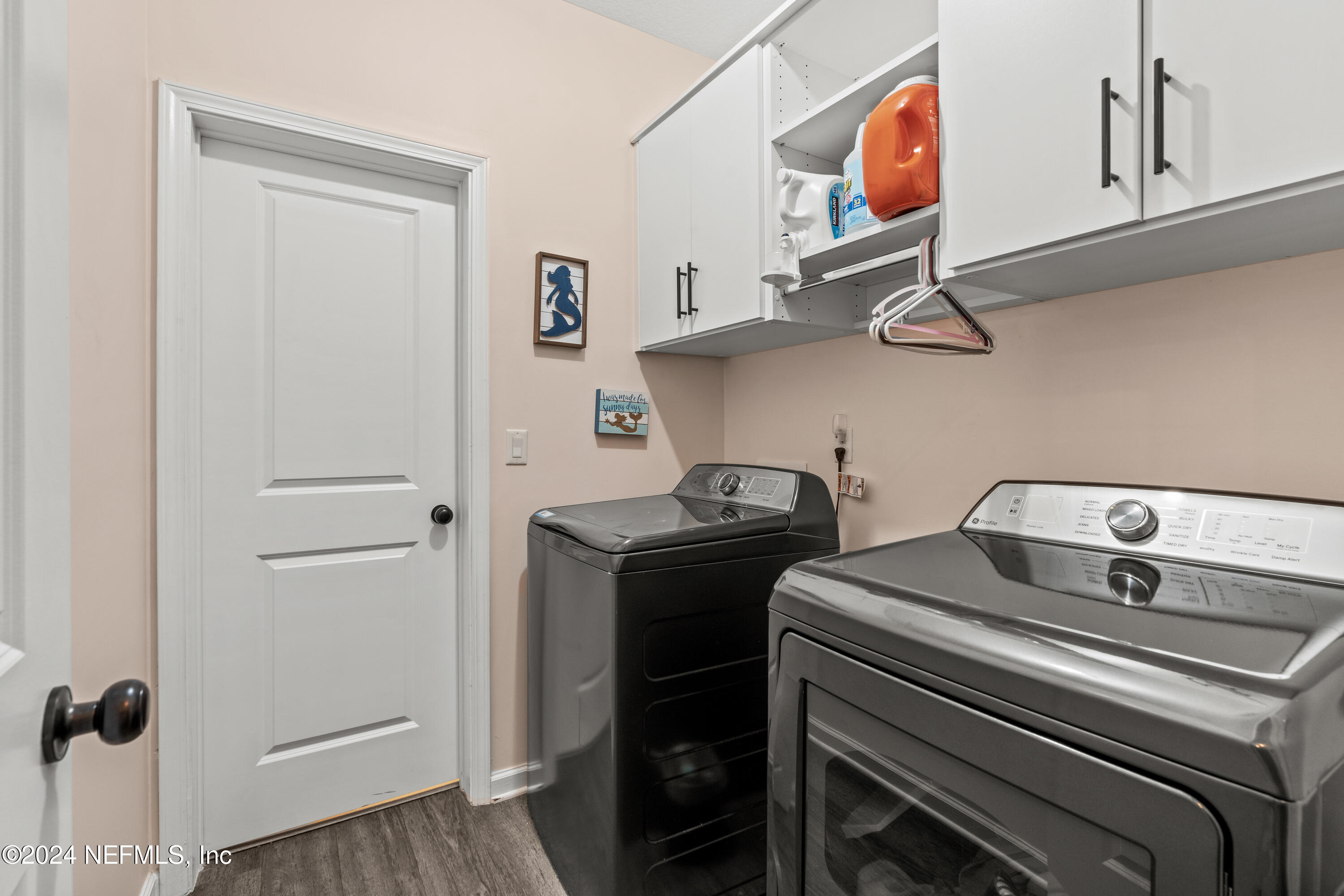 1410 AUTUMN PINES Drive