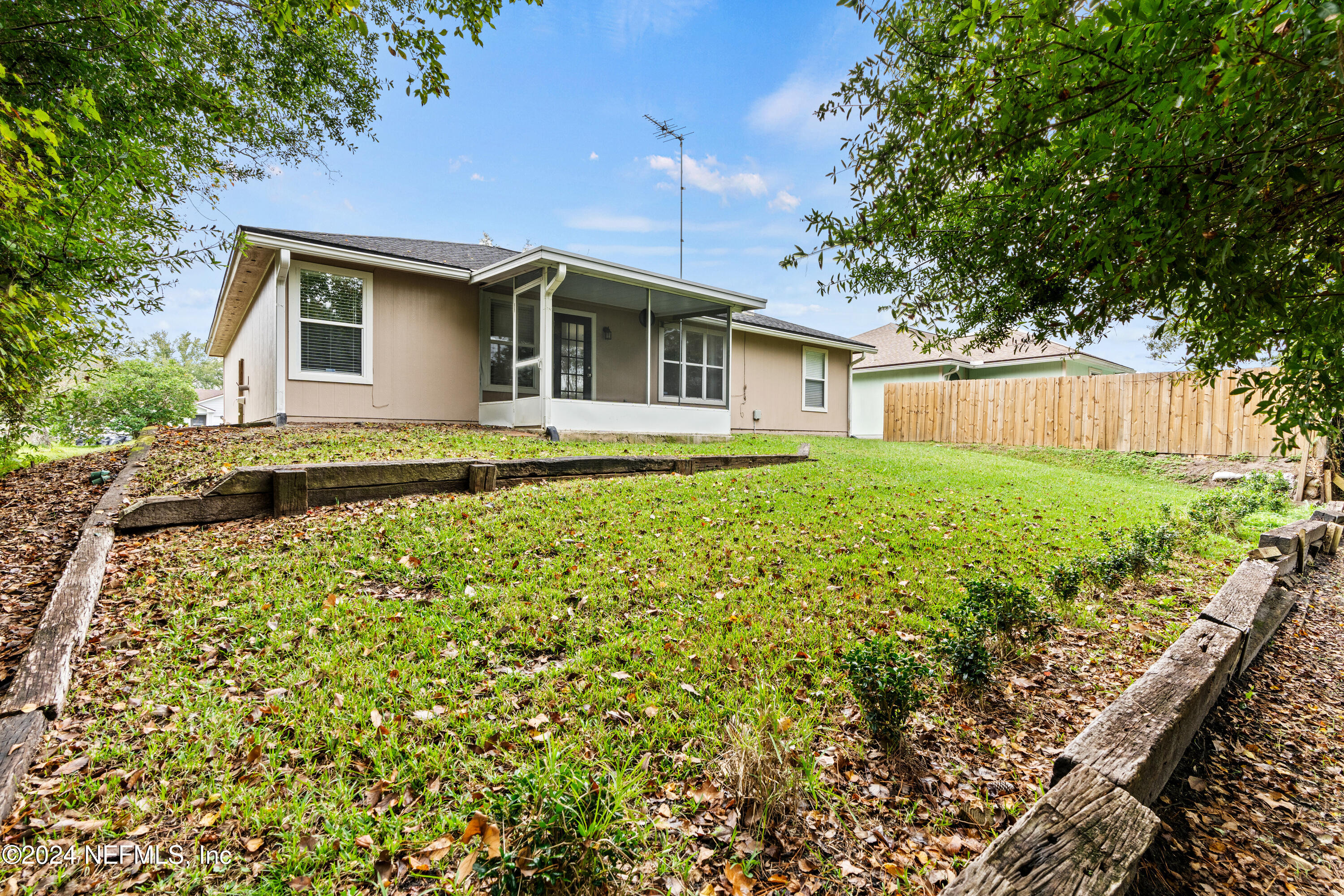 3236 DOWITCHER Lane
