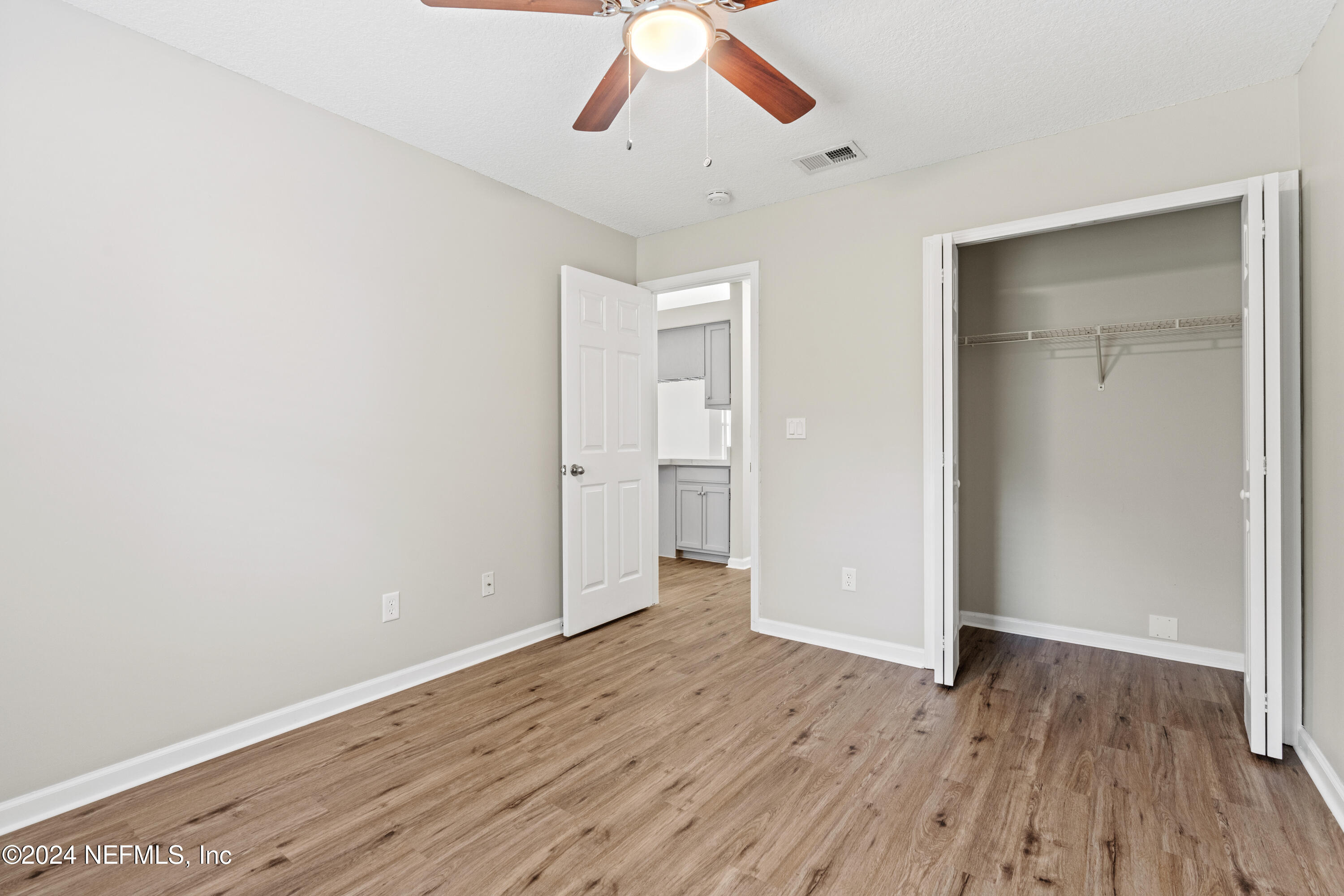 3236 DOWITCHER Lane