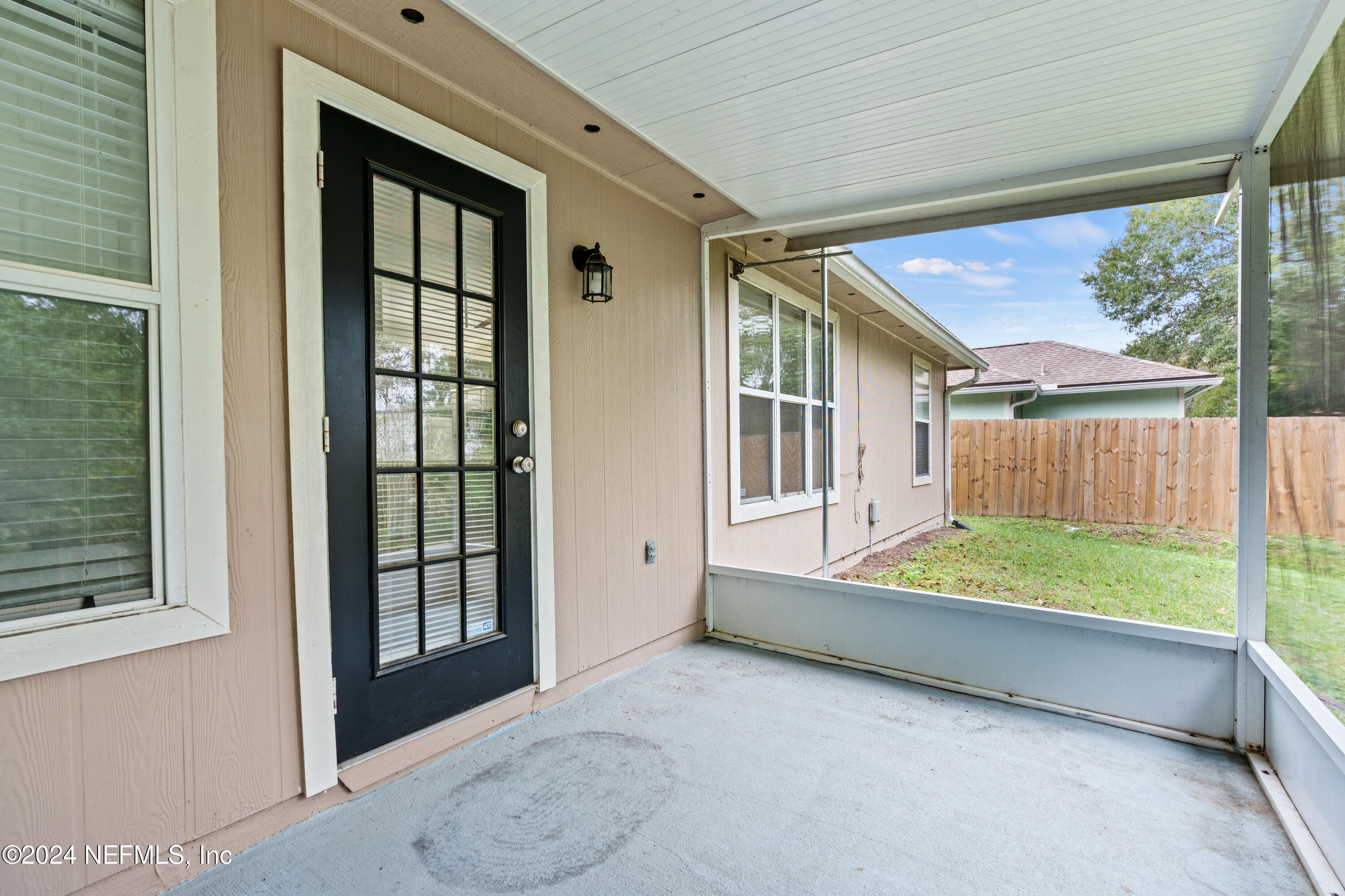 3236 DOWITCHER Lane
