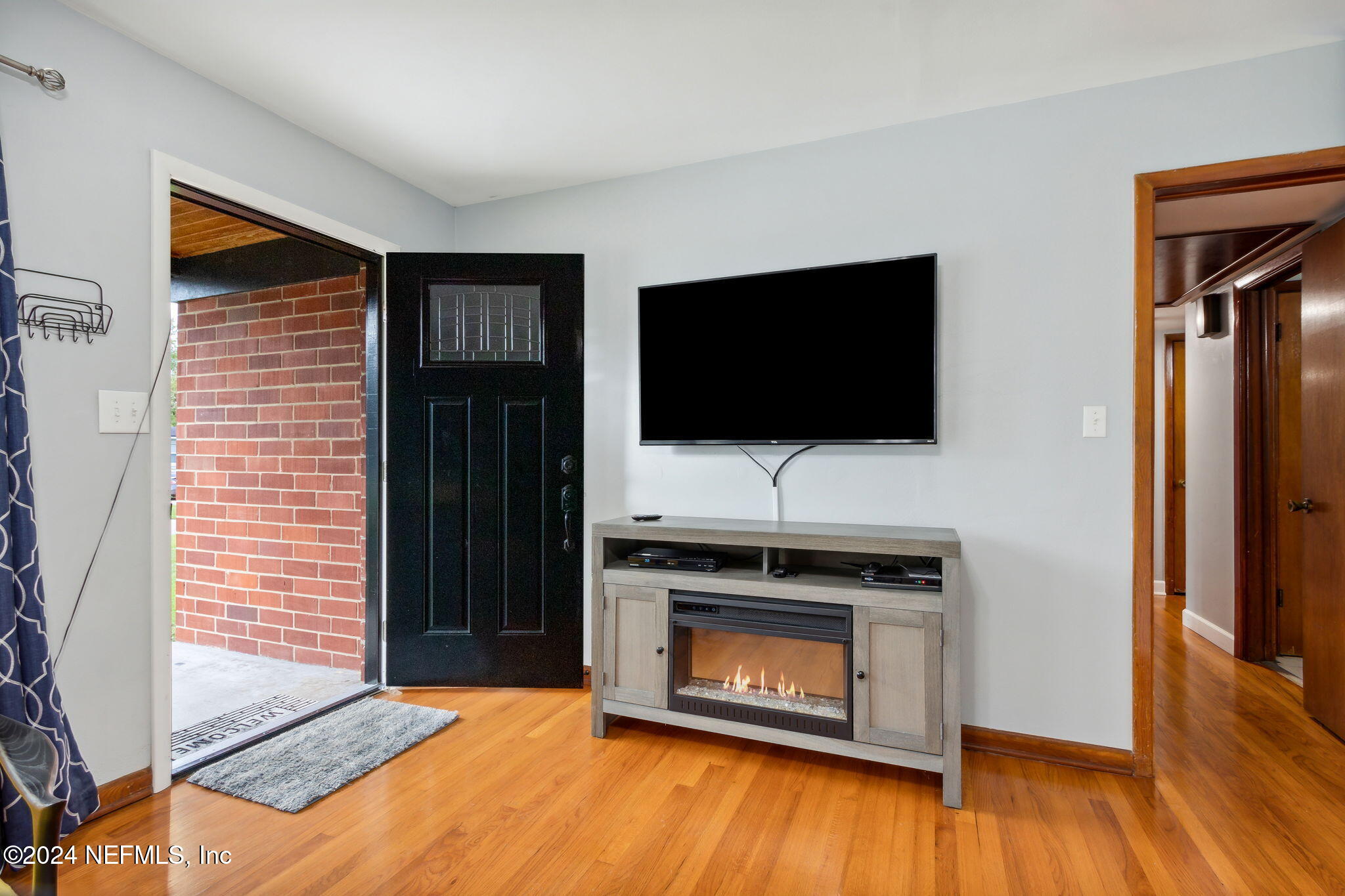 6537 PINE SUMMIT Drive