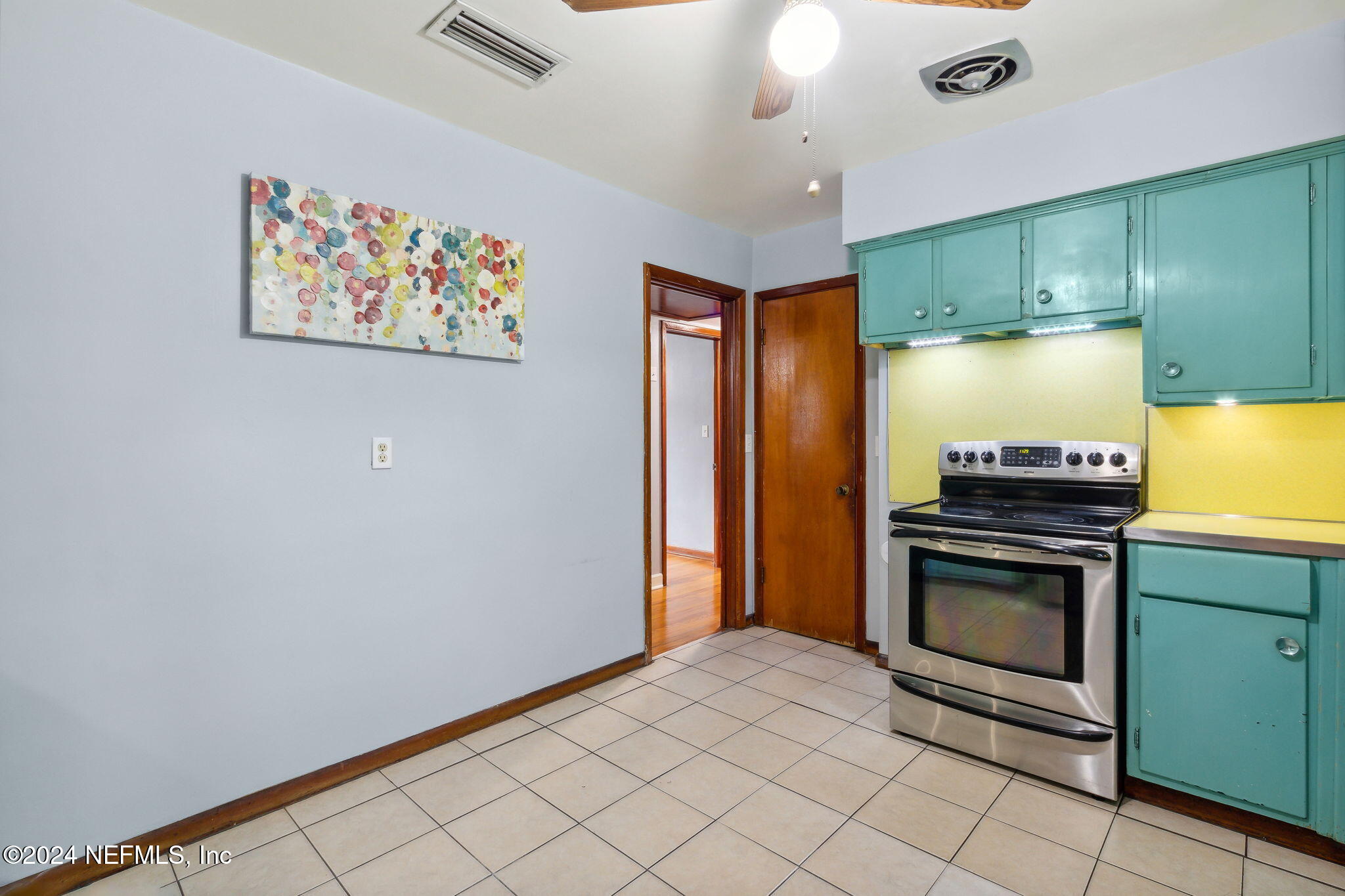 6537 PINE SUMMIT Drive