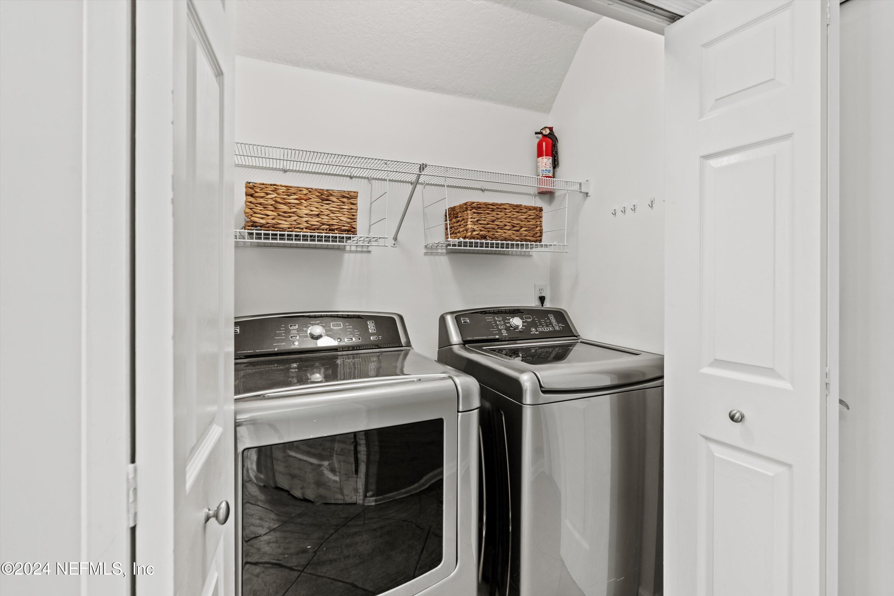 2889 WESTBERRY HIDEAWAY Court