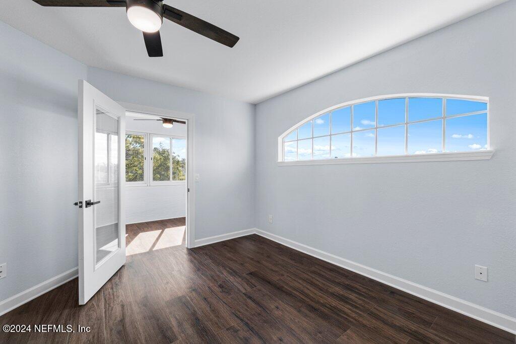 1701 THE GREENS Way, 1631