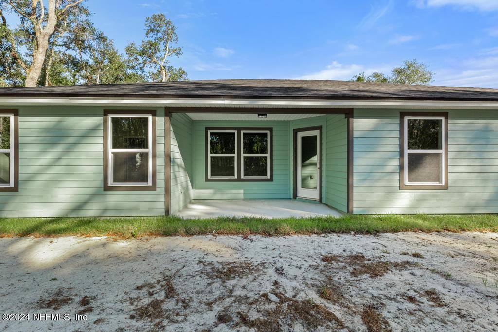 111 BREEZEWAY Avenue