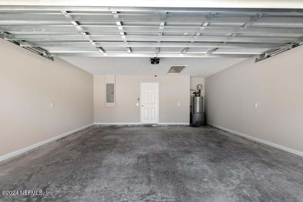 111 BREEZEWAY Avenue