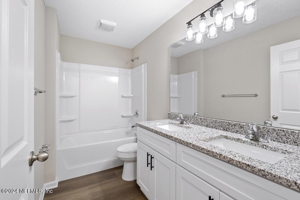 111 BREEZEWAY Avenue