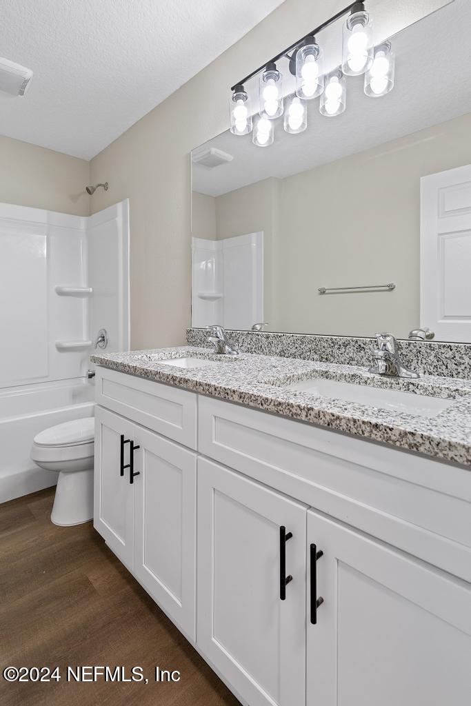 111 BREEZEWAY Avenue