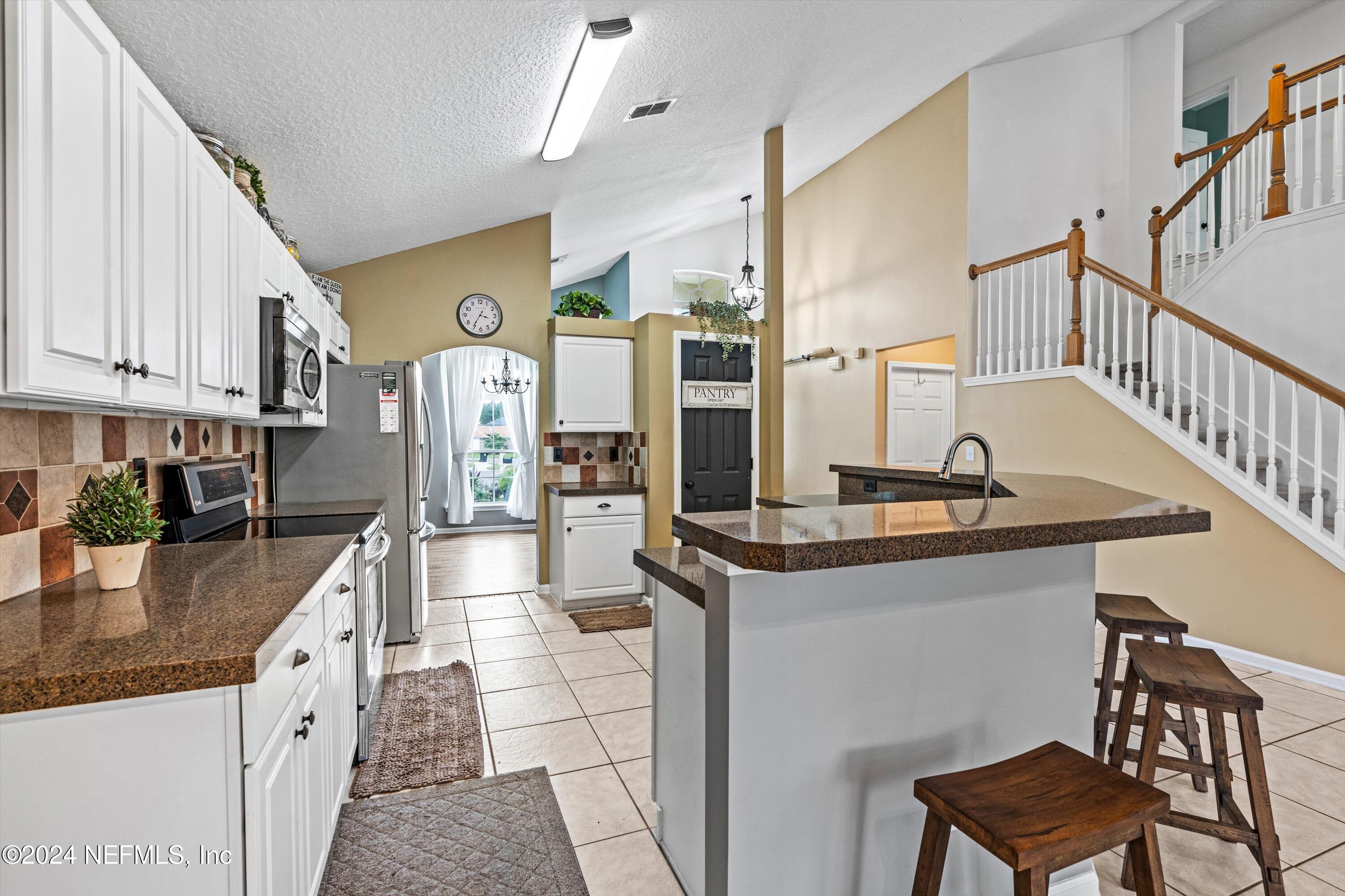 1326 HIGHFIELD Lane