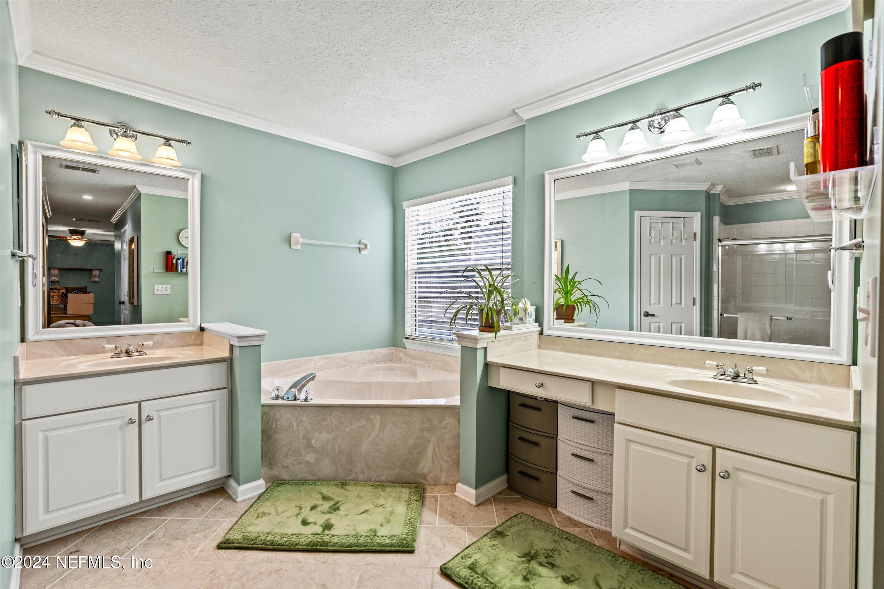 1326 HIGHFIELD Lane