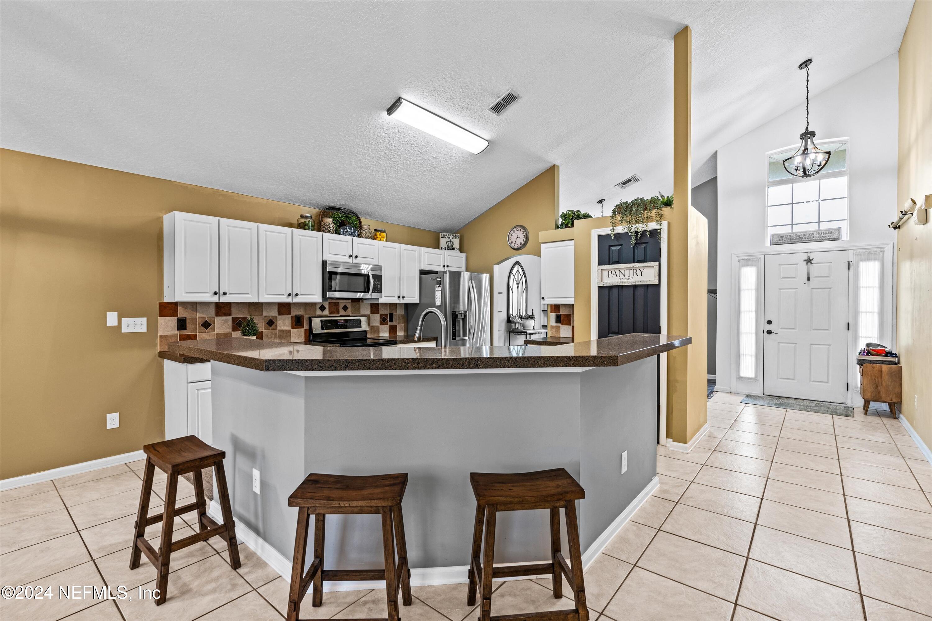 1326 HIGHFIELD Lane