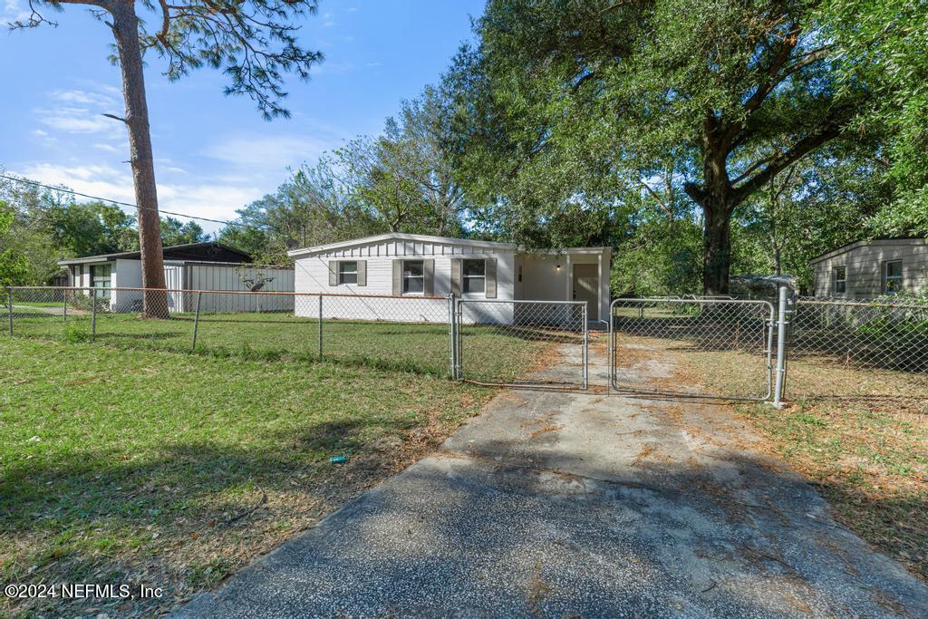 10528 WOOSTER Drive