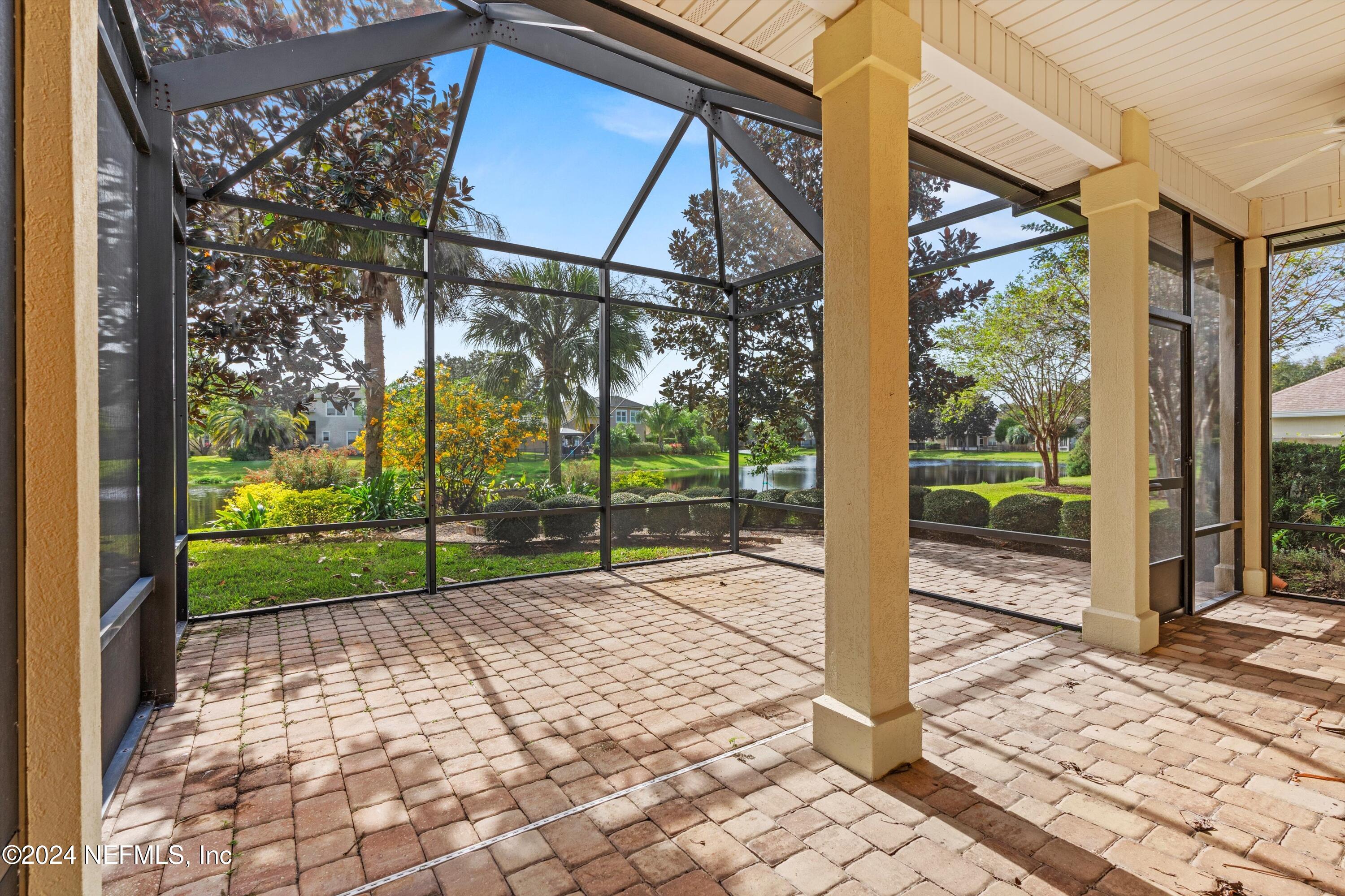 293 EDGE OF WOODS Road