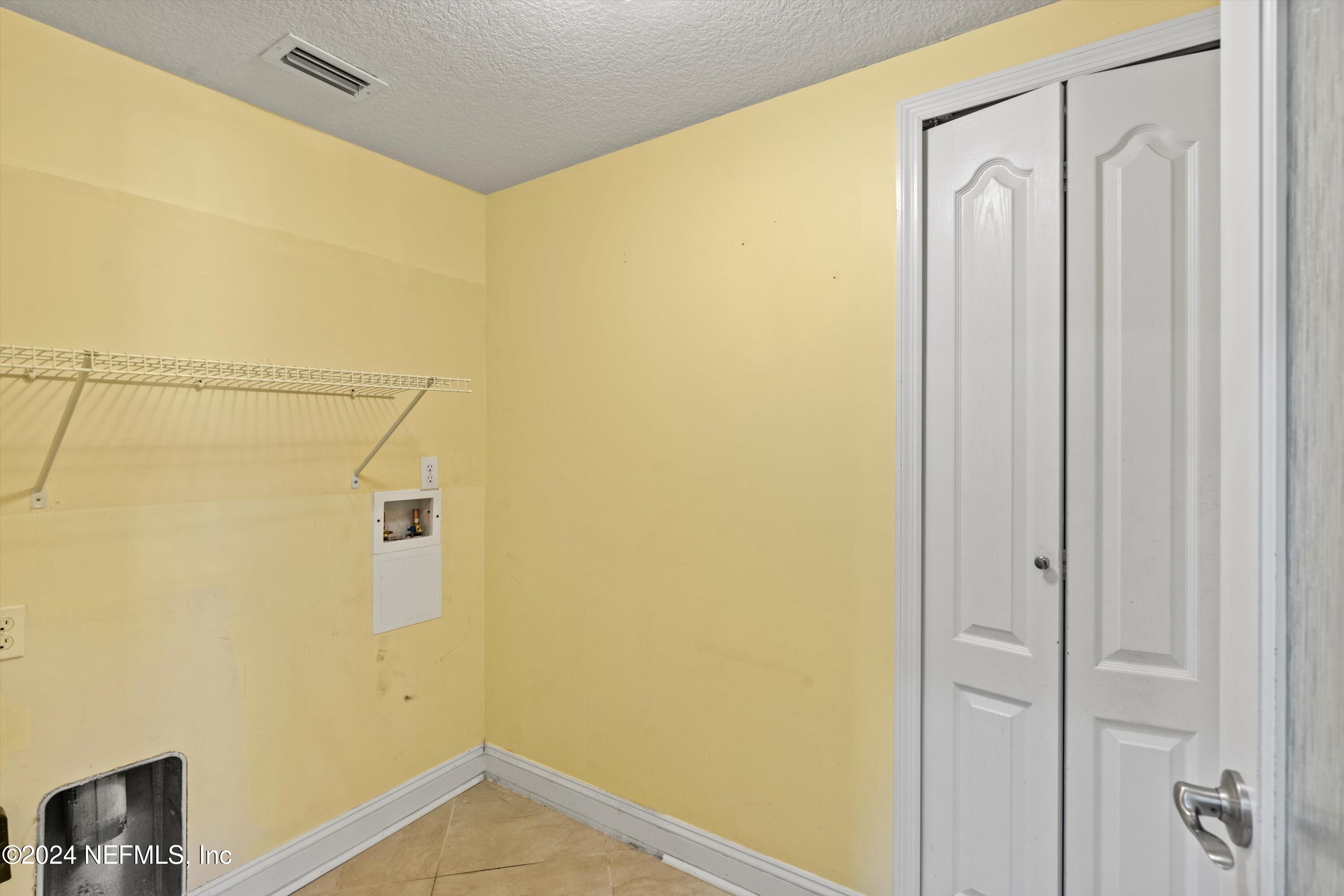 293 EDGE OF WOODS Road