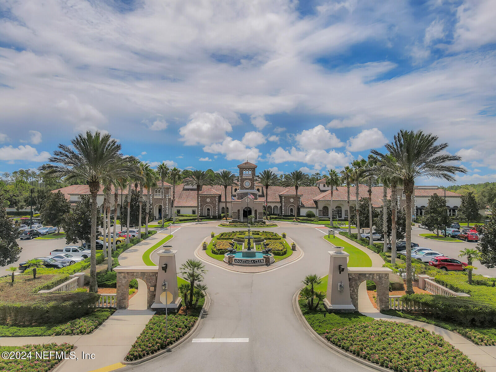 78 BROAD OAK Court