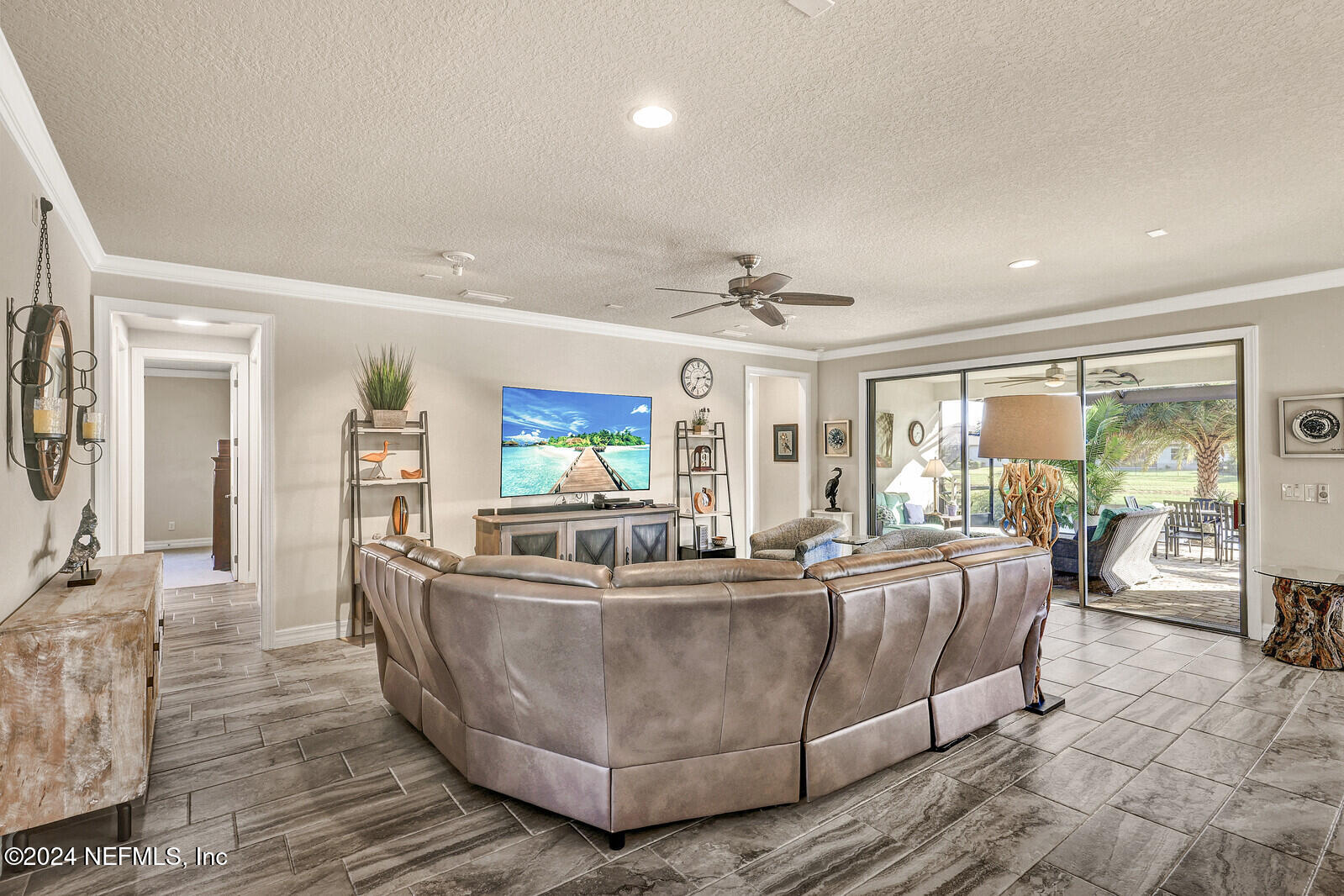 78 BROAD OAK Court