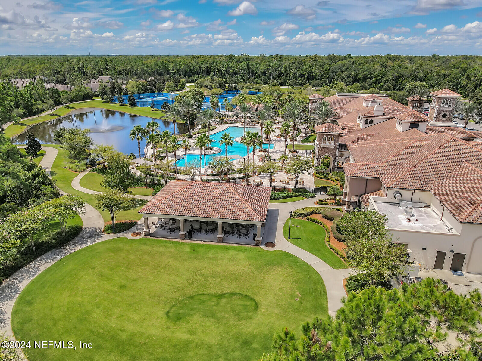 78 BROAD OAK Court