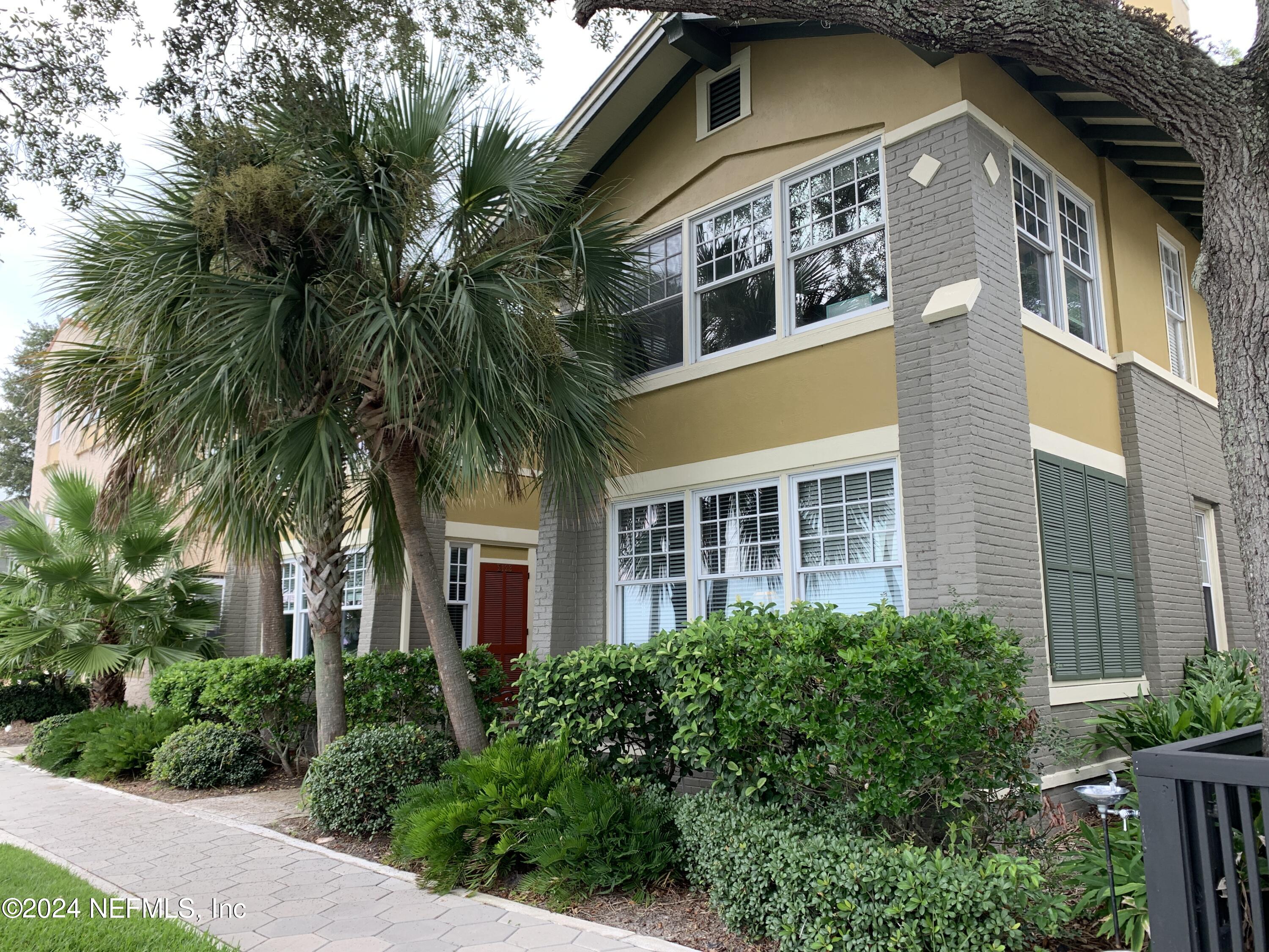 2125 RIVER Boulevard